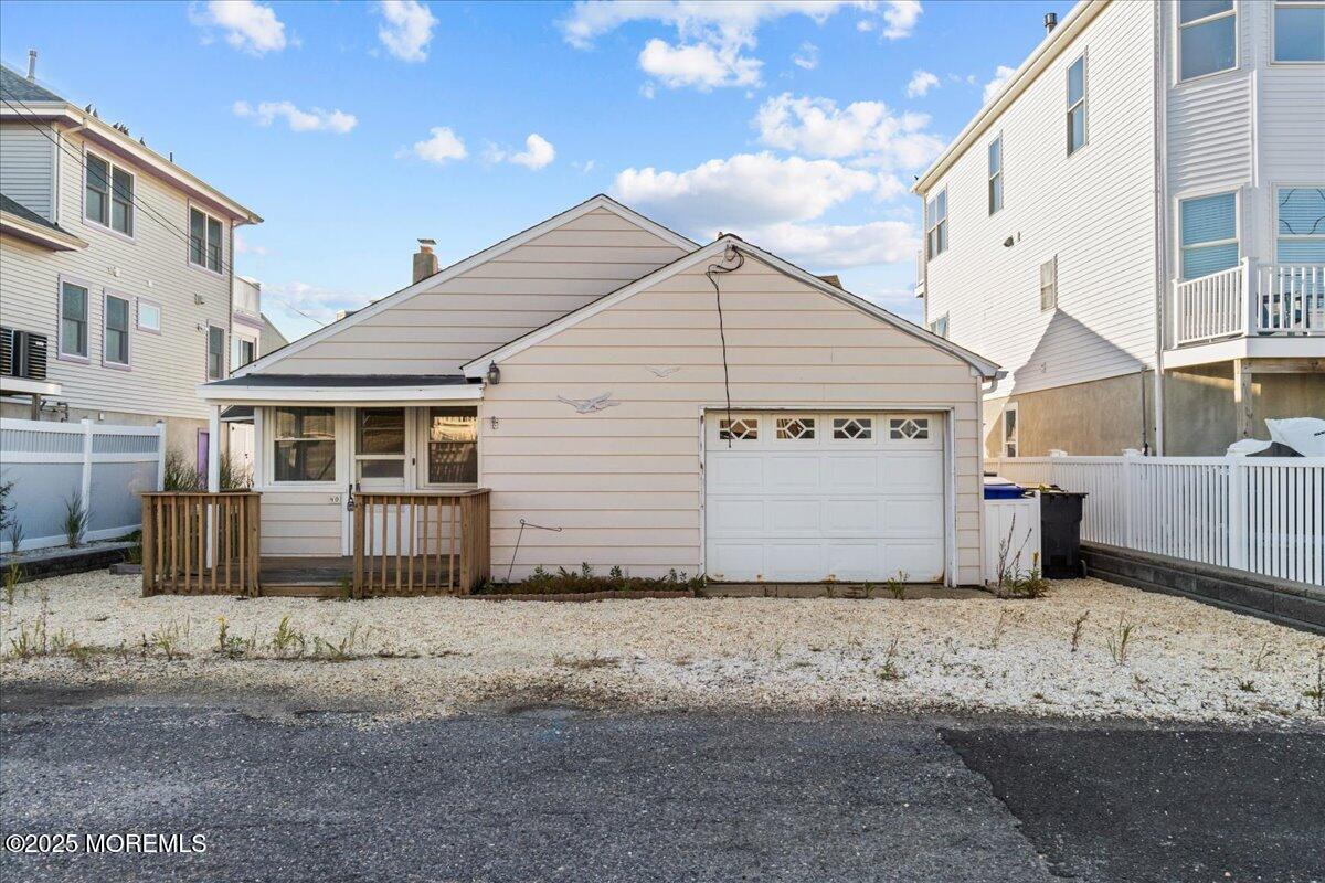 40 Ward Drive — photo