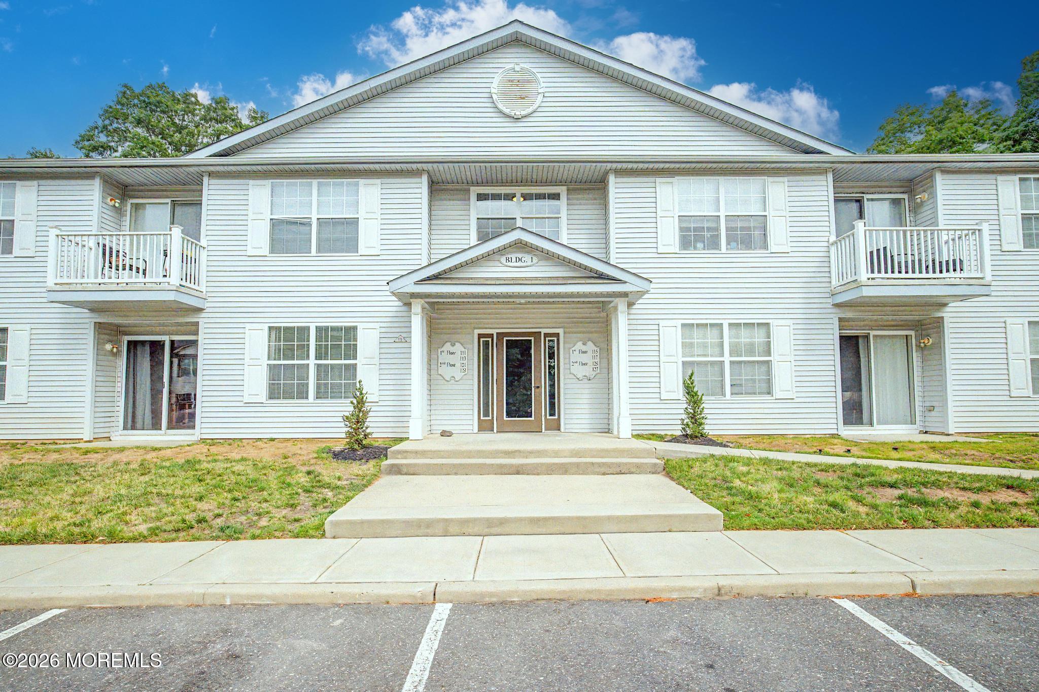 111 Pine Valley Court — photo
