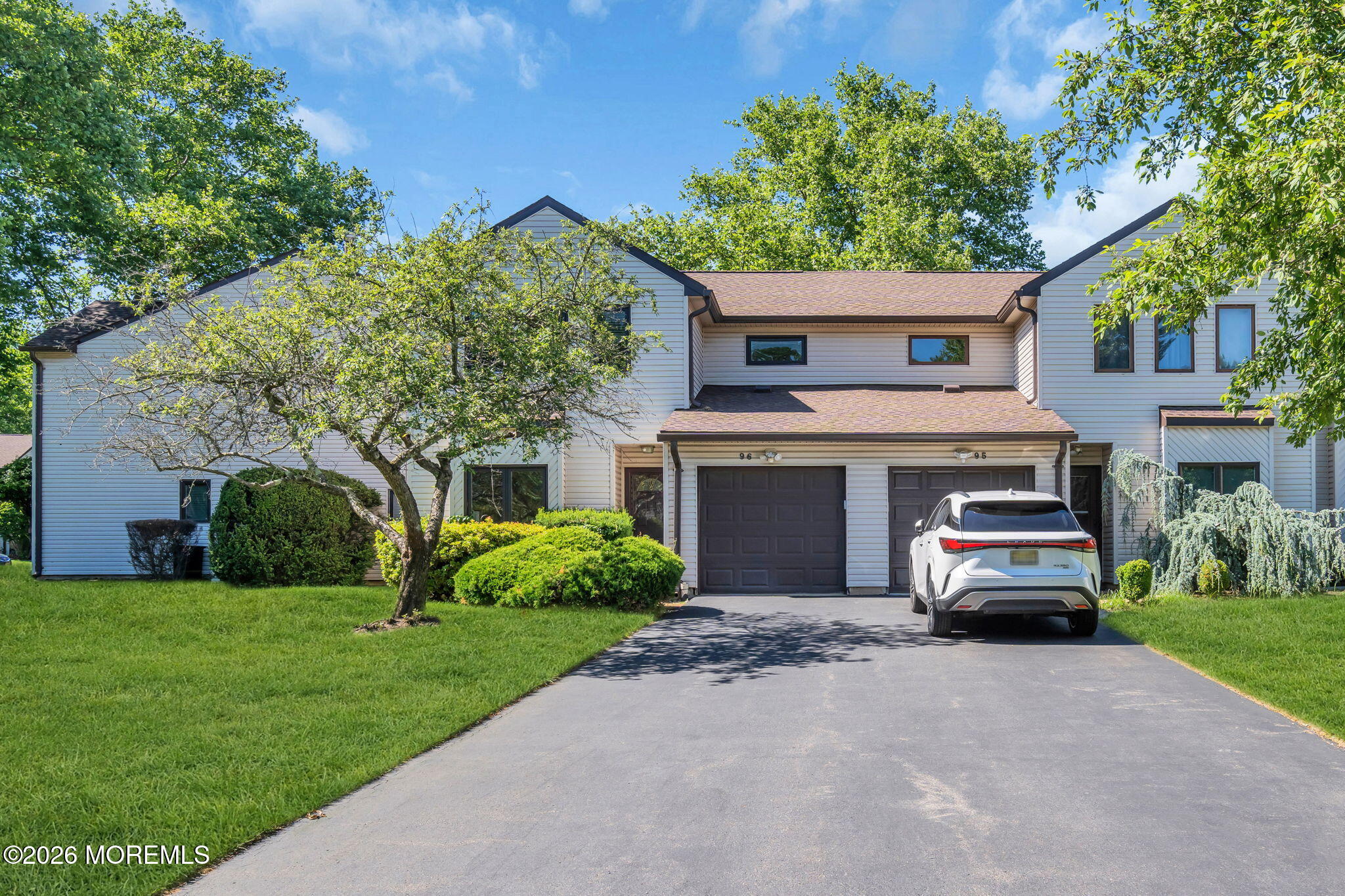 96 Tangerine Drive — photo
