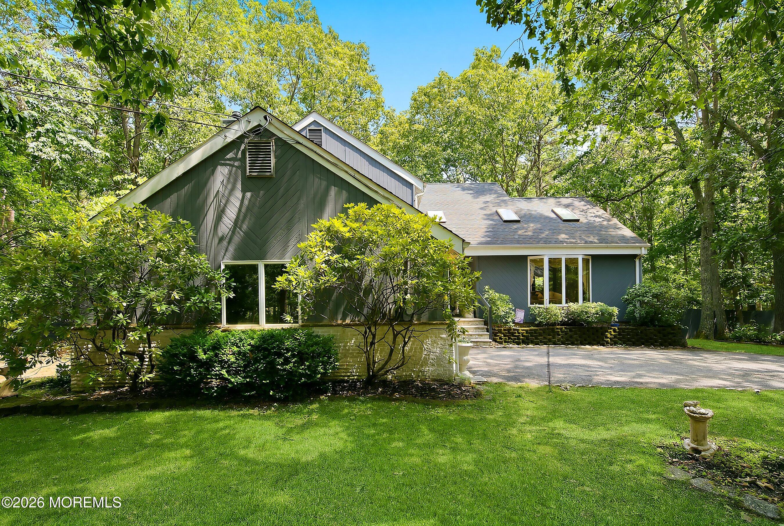 3214 Route 547 — photo