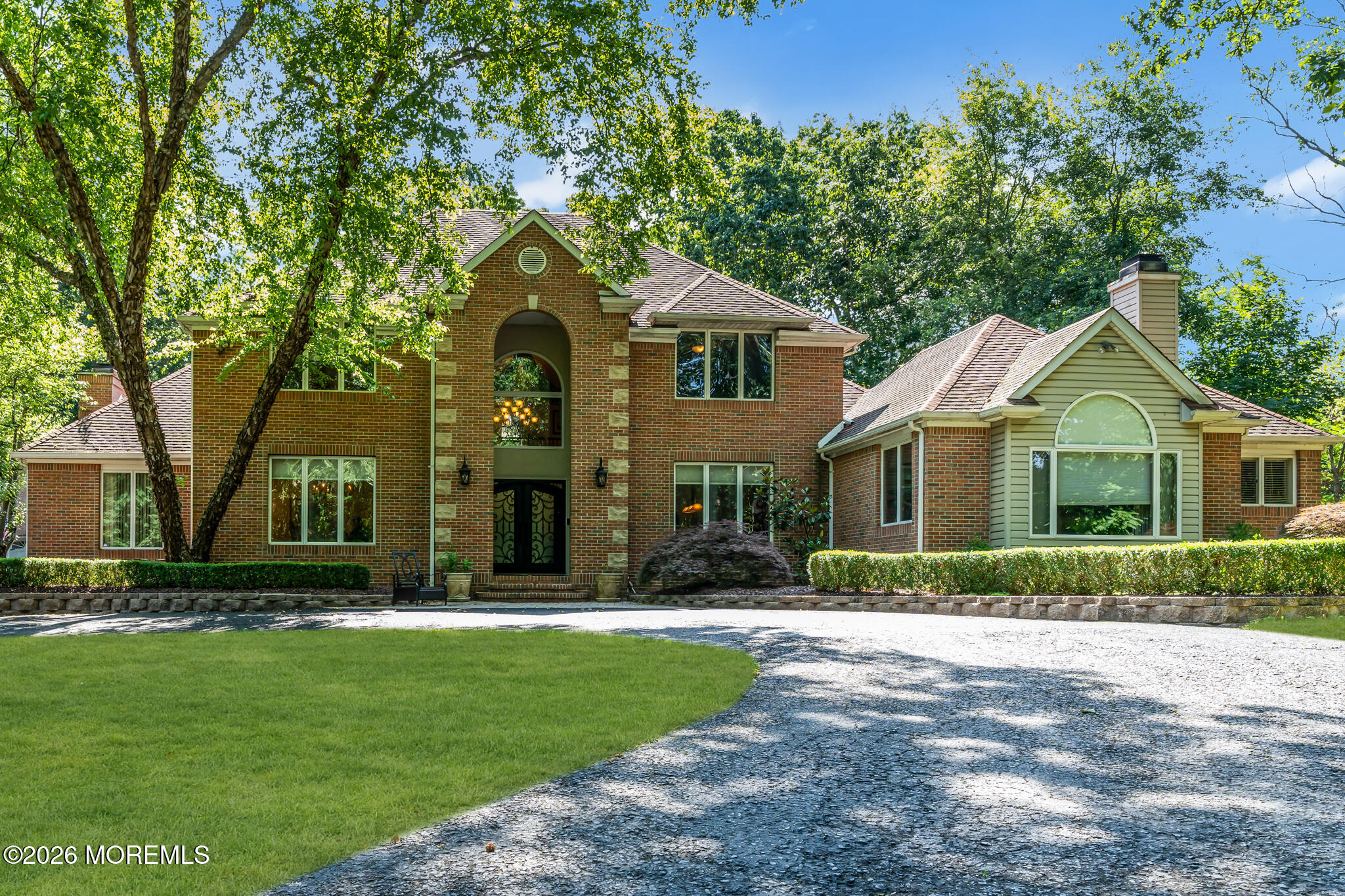 13 Fox Hill Drive — photo