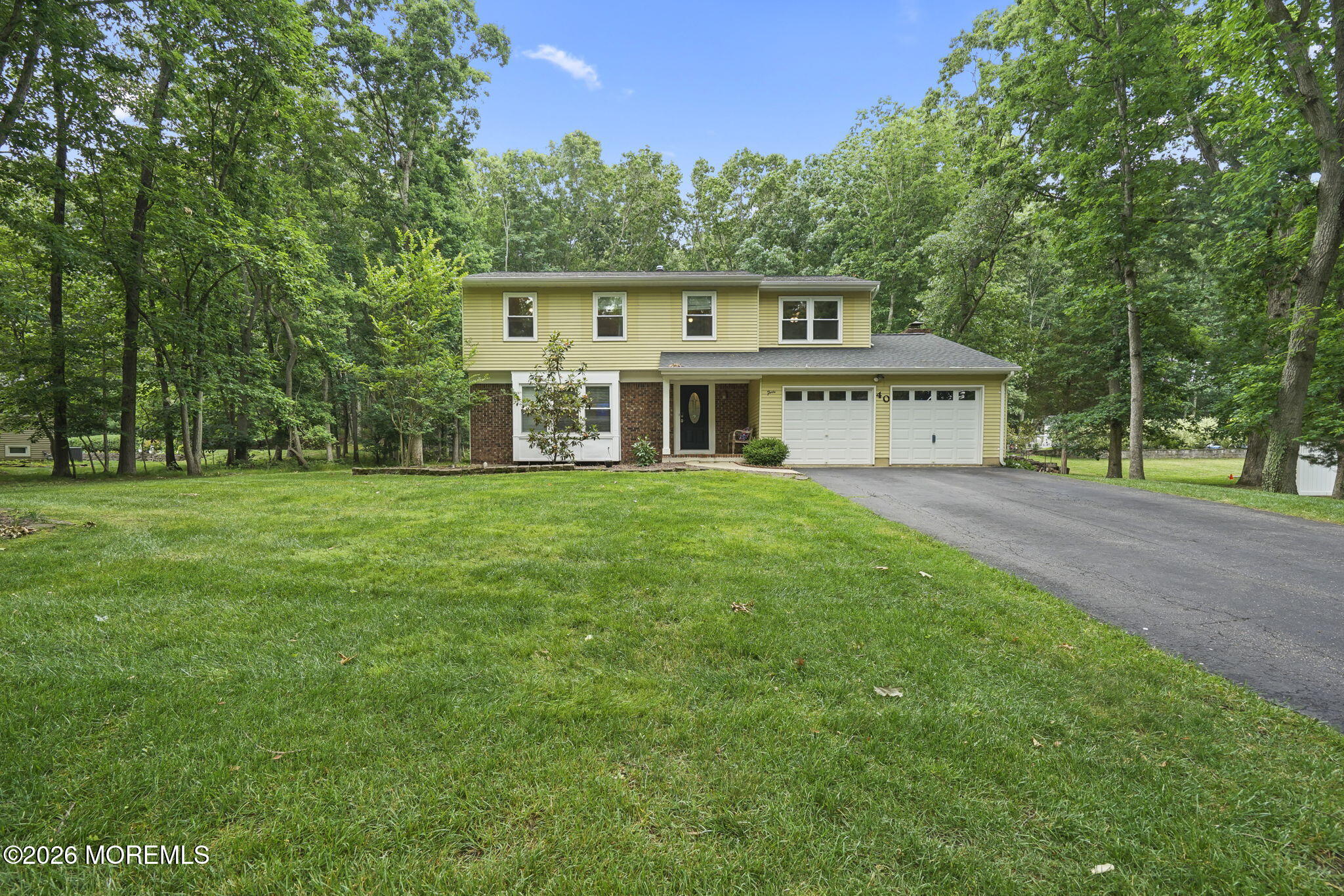 40 Eaglenest Road — photo