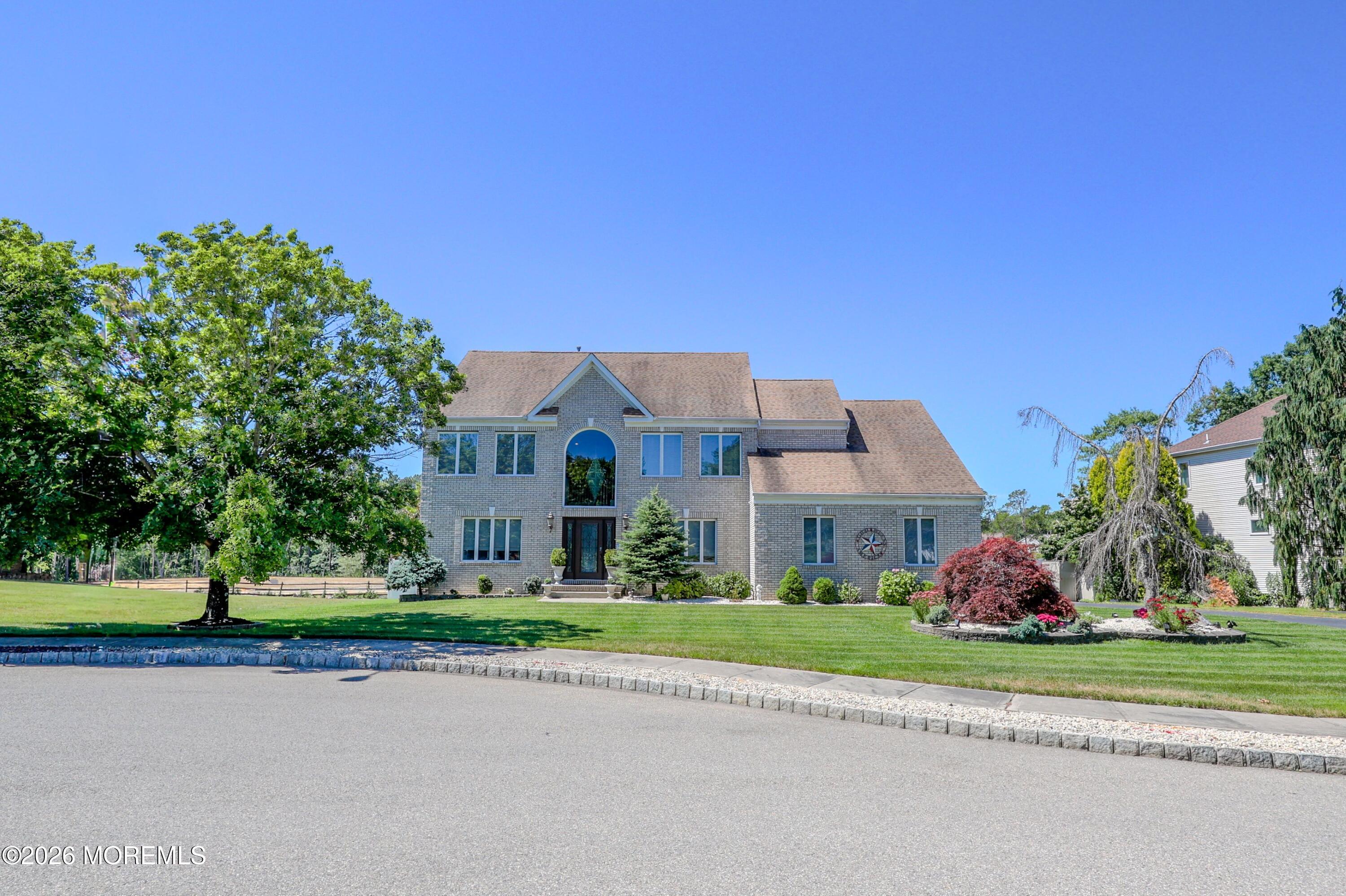 24 Orsaf Lane — photo