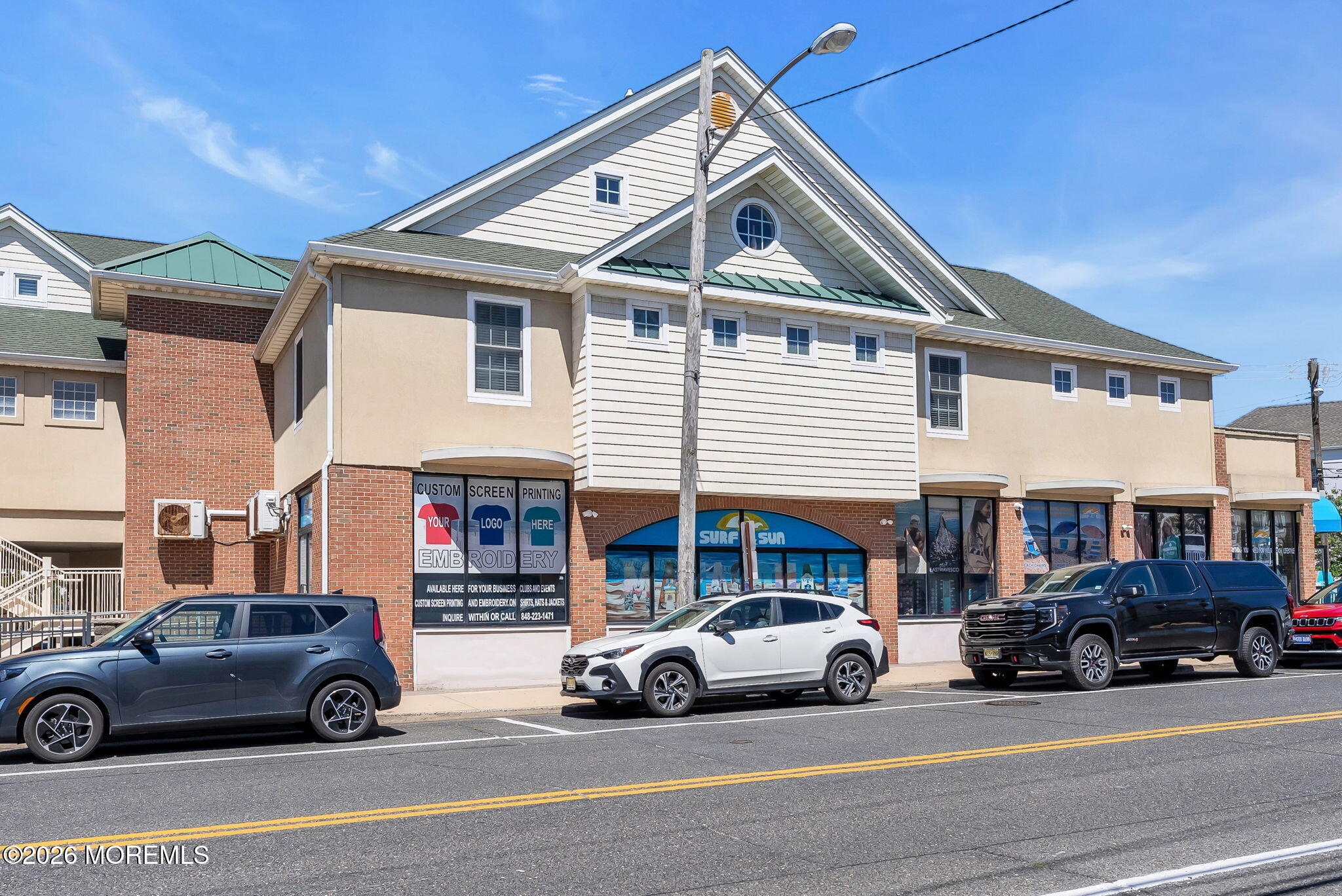 580 Main Street E 1 — photo
