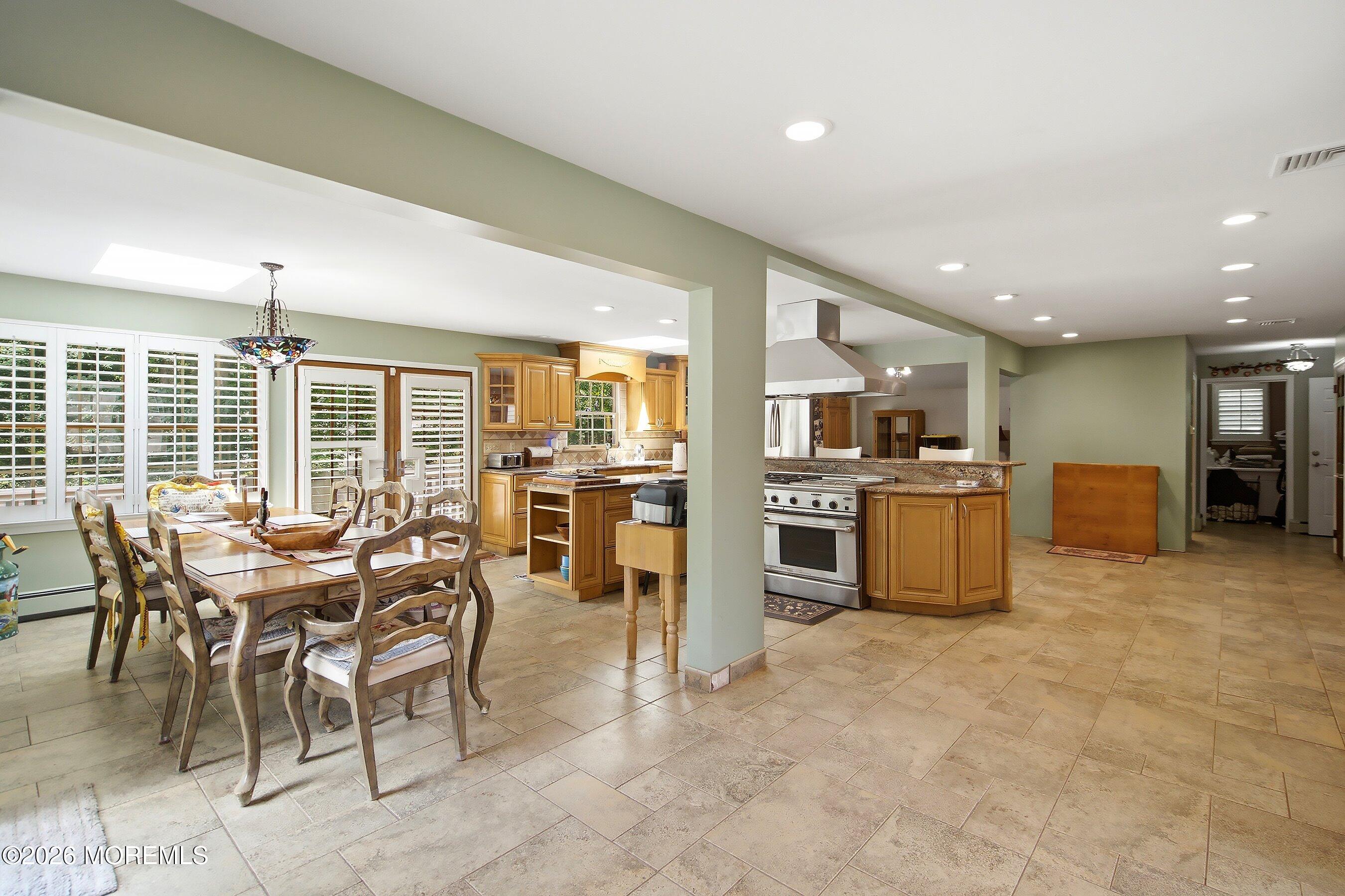 2 Persimmon Drive — photo