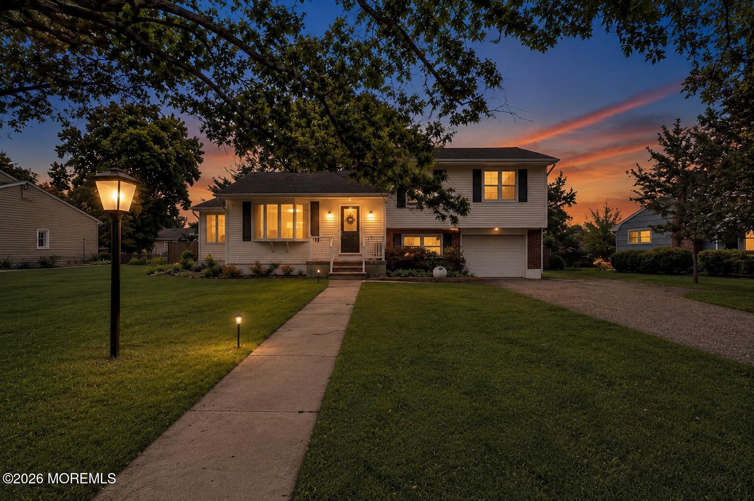 17 Ridgewood Drive — photo