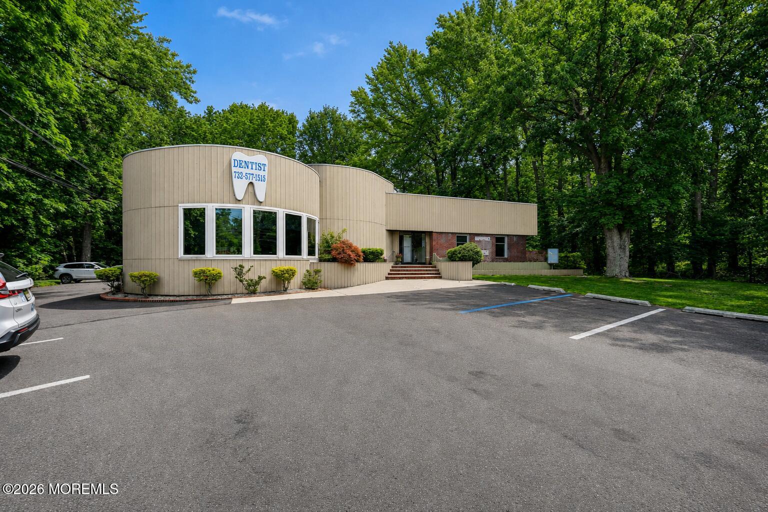 270 US 9 — photo
