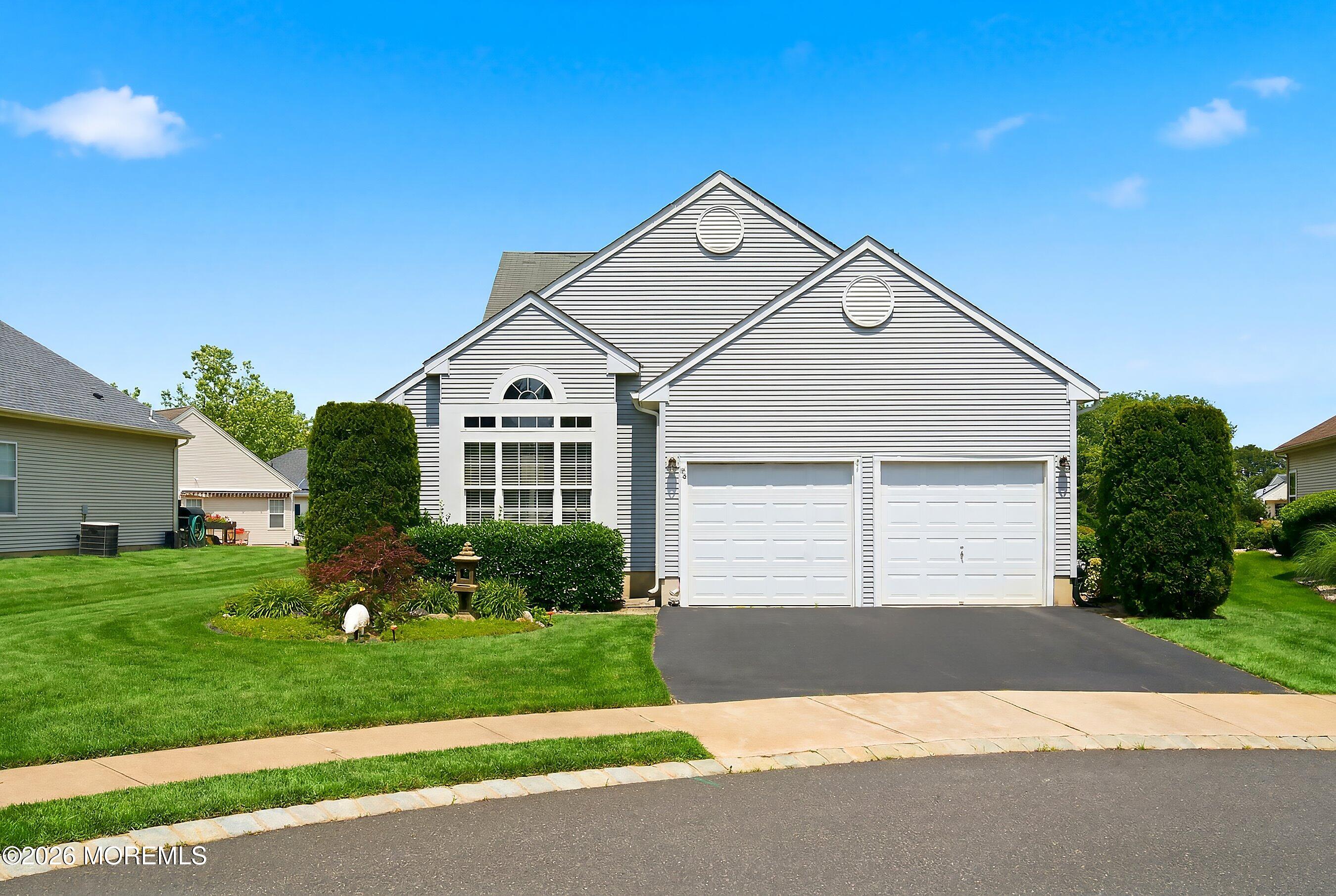 24 Valencia Drive — photo