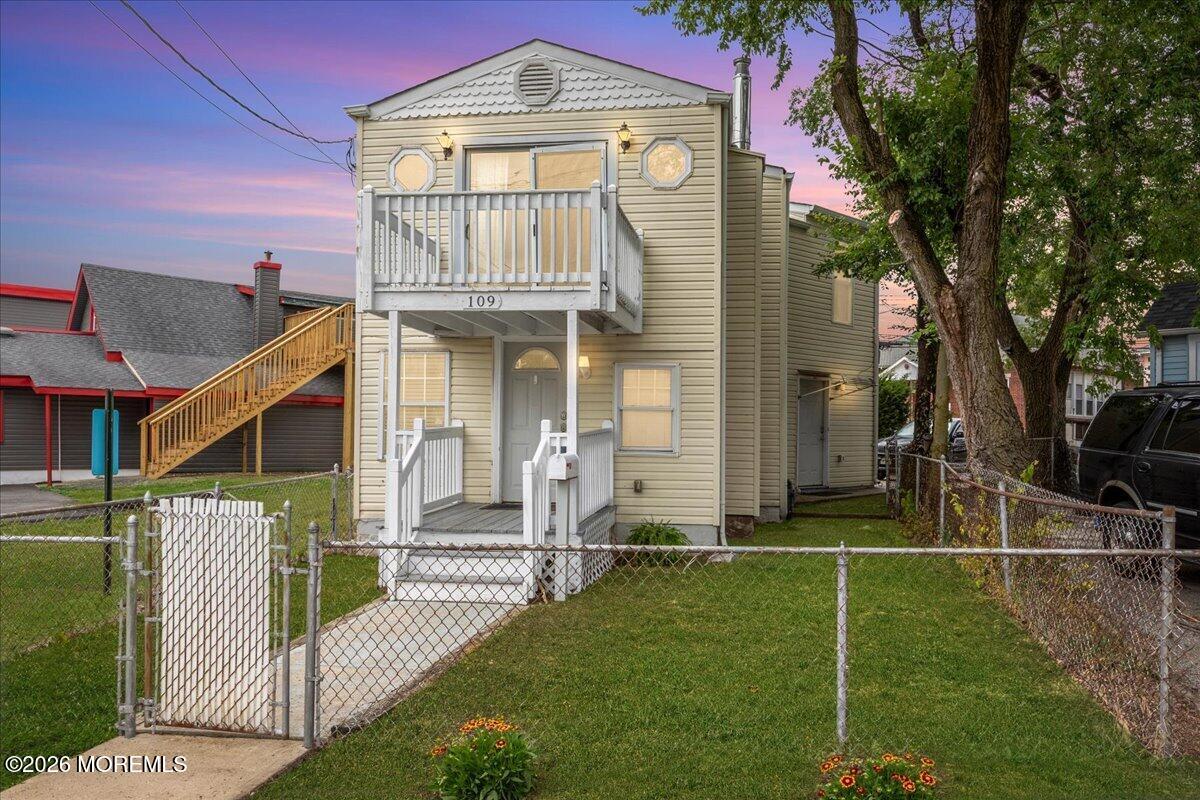 109 Poole Avenue — photo