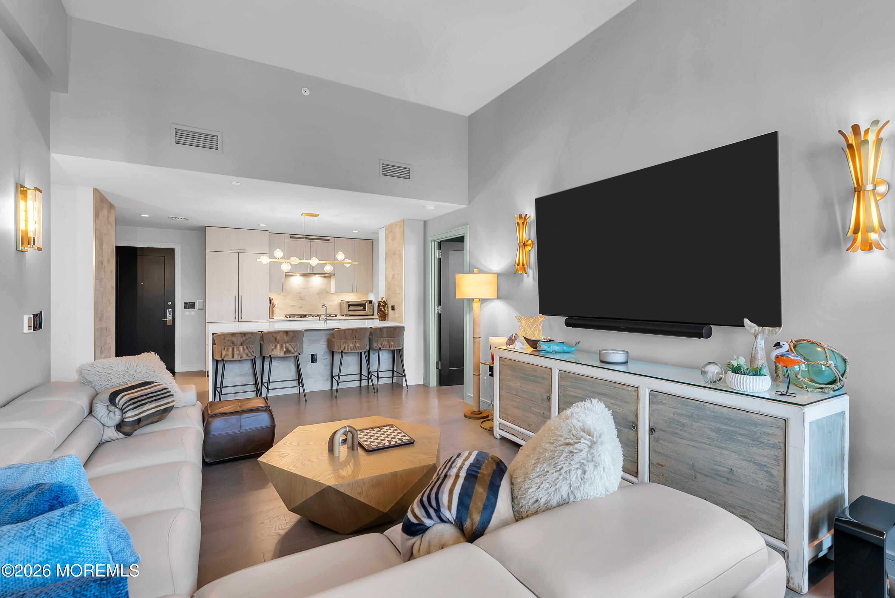 15 Morris Avenue 611 — photo