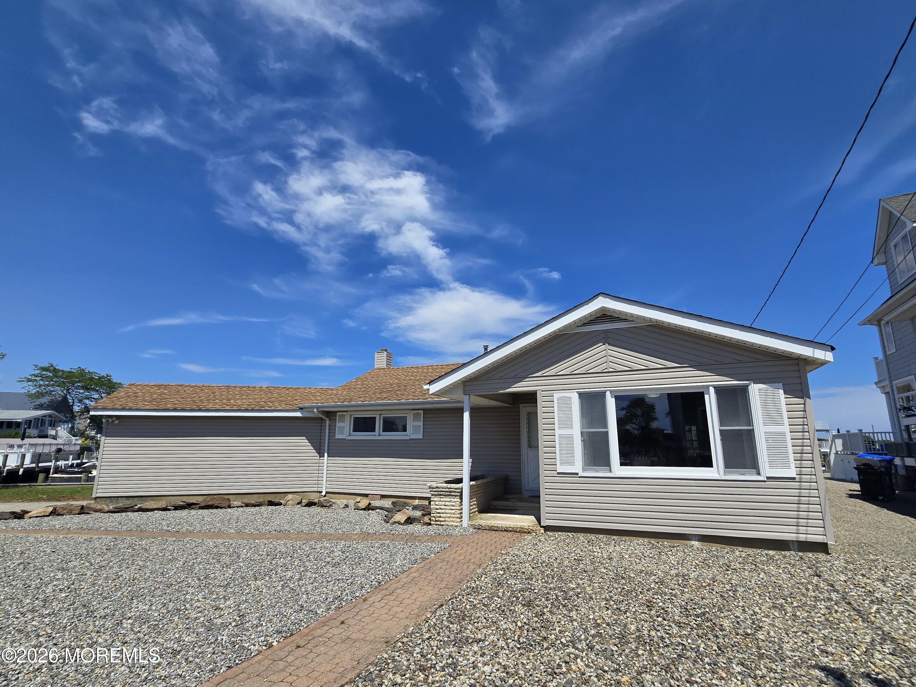 106 E Granada Drive — photo