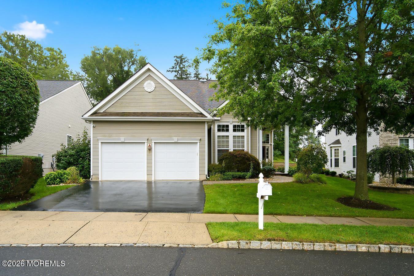 6 Arcaro Road — photo
