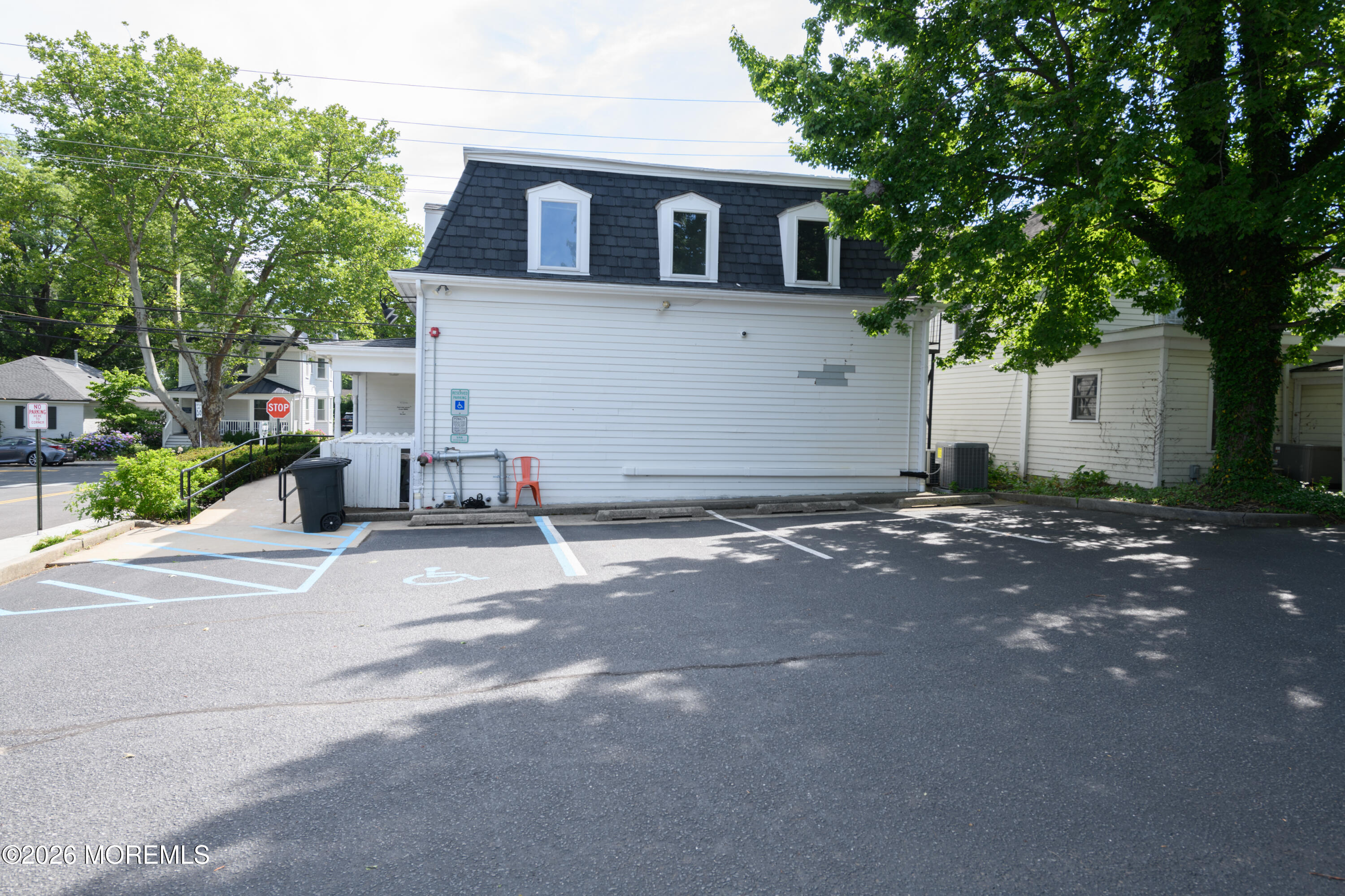101 E River Road, Rumson, NJ 07760 — photo 2