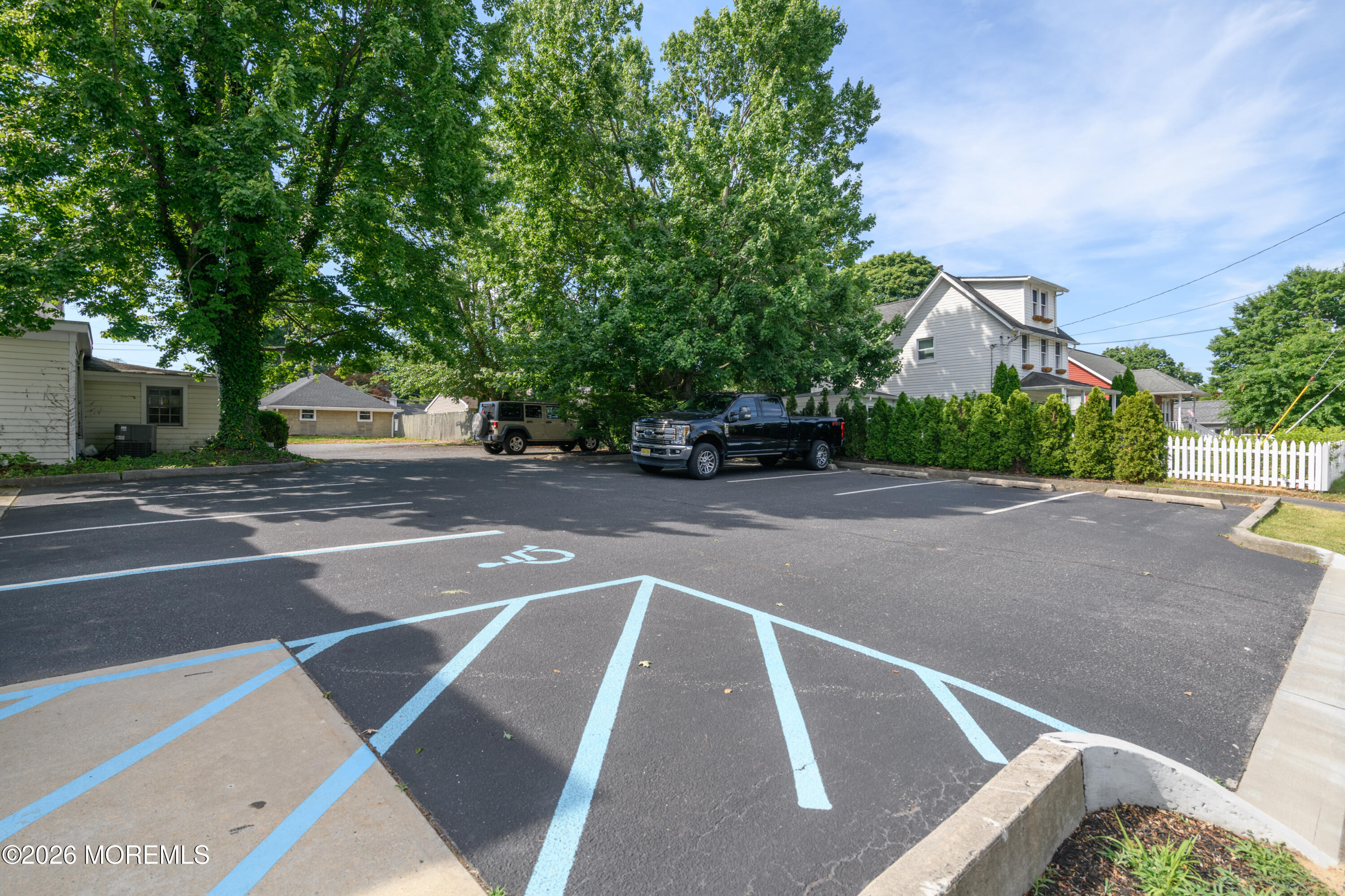 101 E River Road, Rumson, NJ 07760 — photo 3