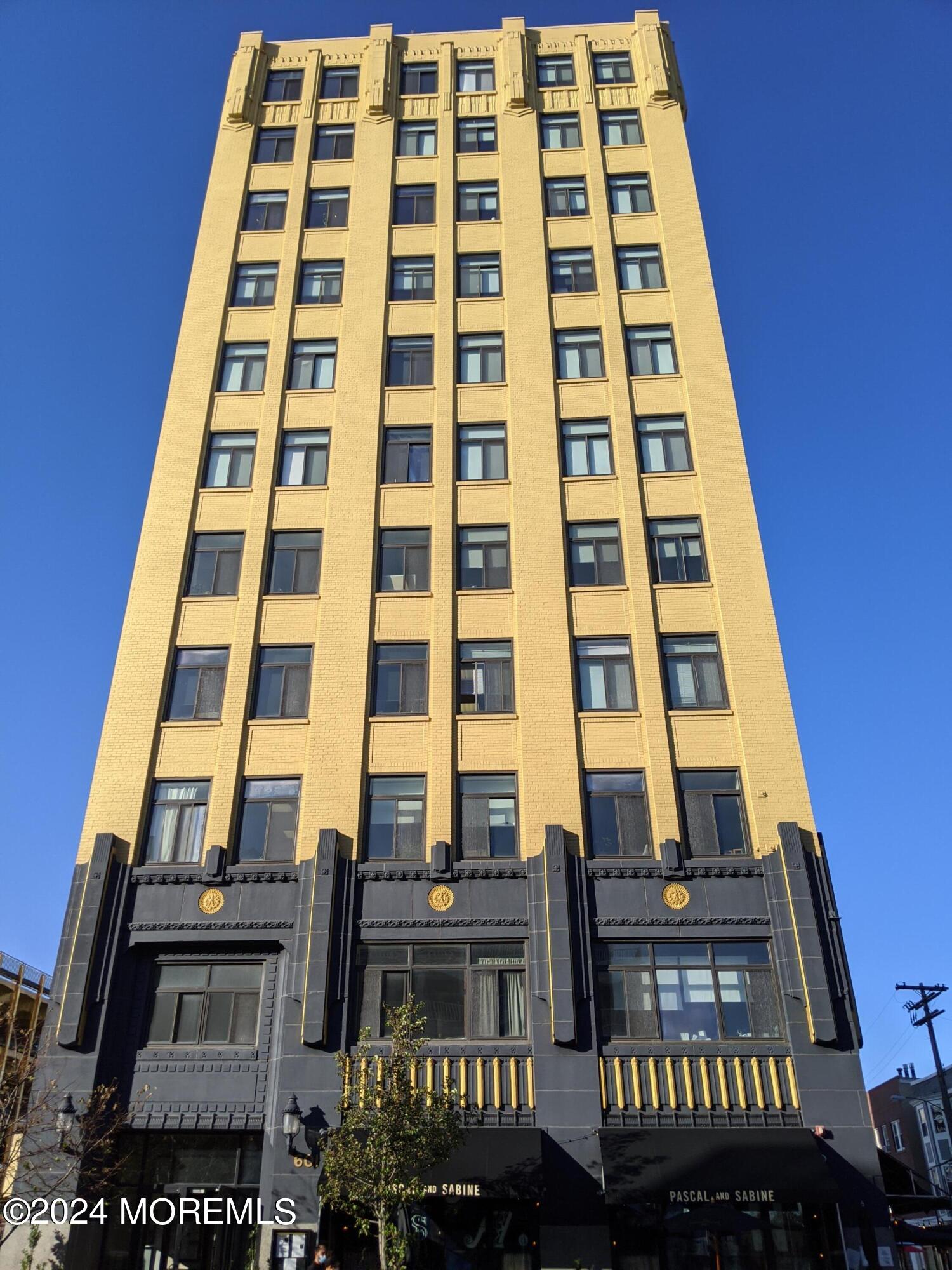 601 Bangs Avenue 1106 — photo