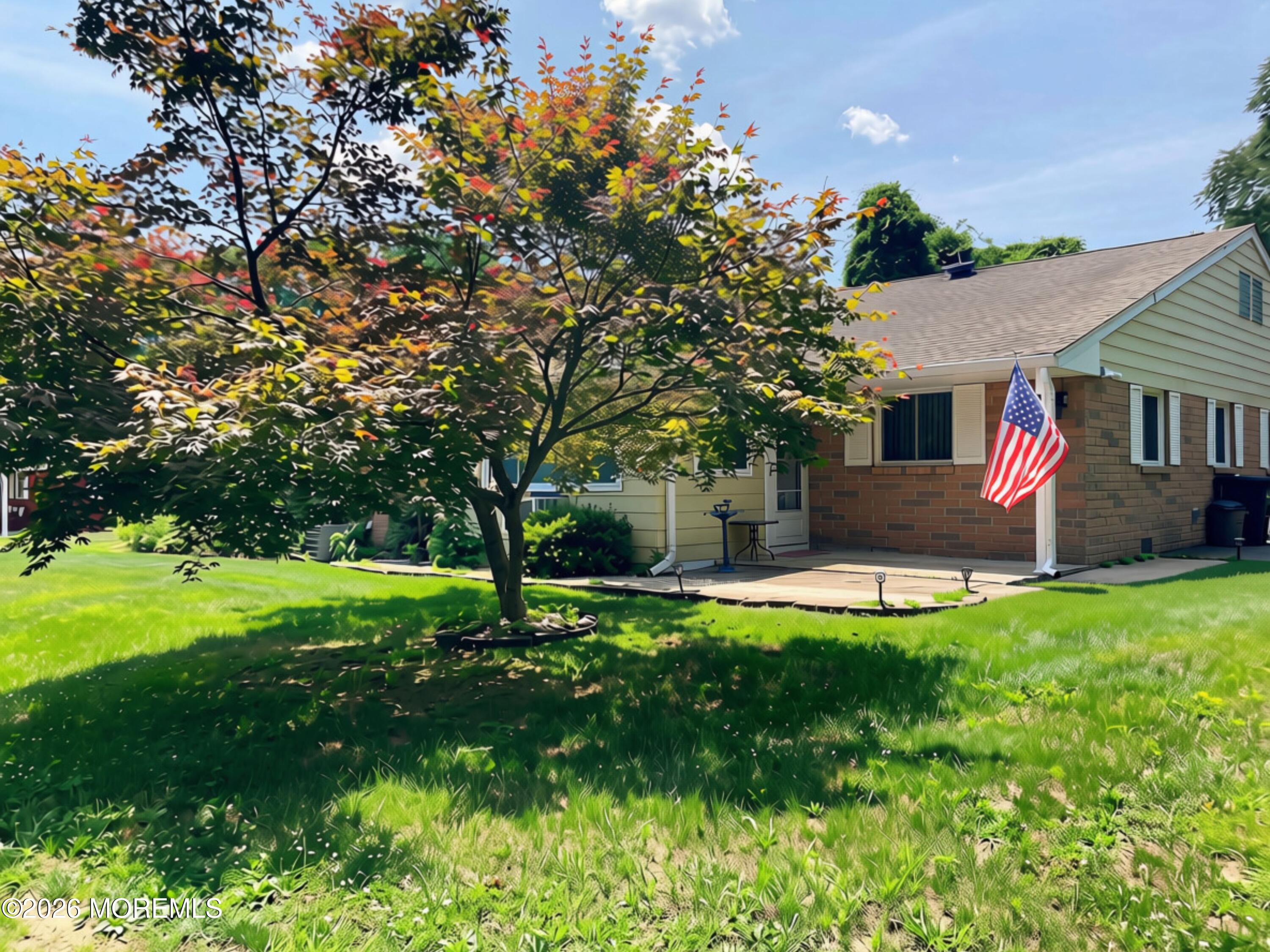 9 a West Lake Drive a — photo
