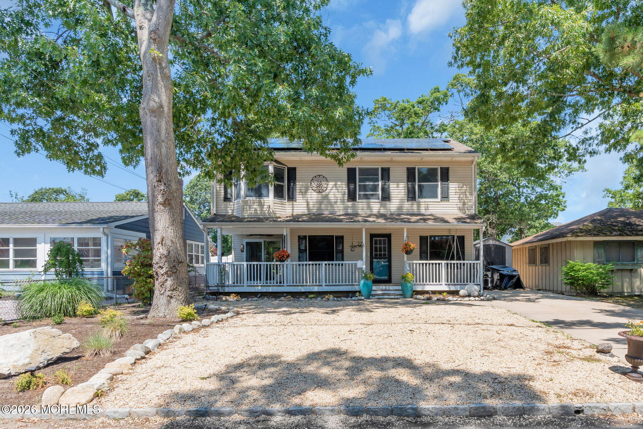 225 Jaehnel Parkway — photo