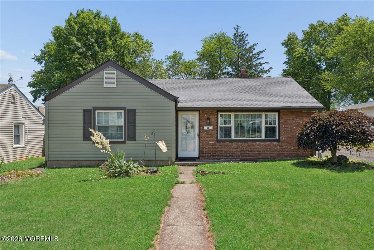 42 Walnut Street — photo