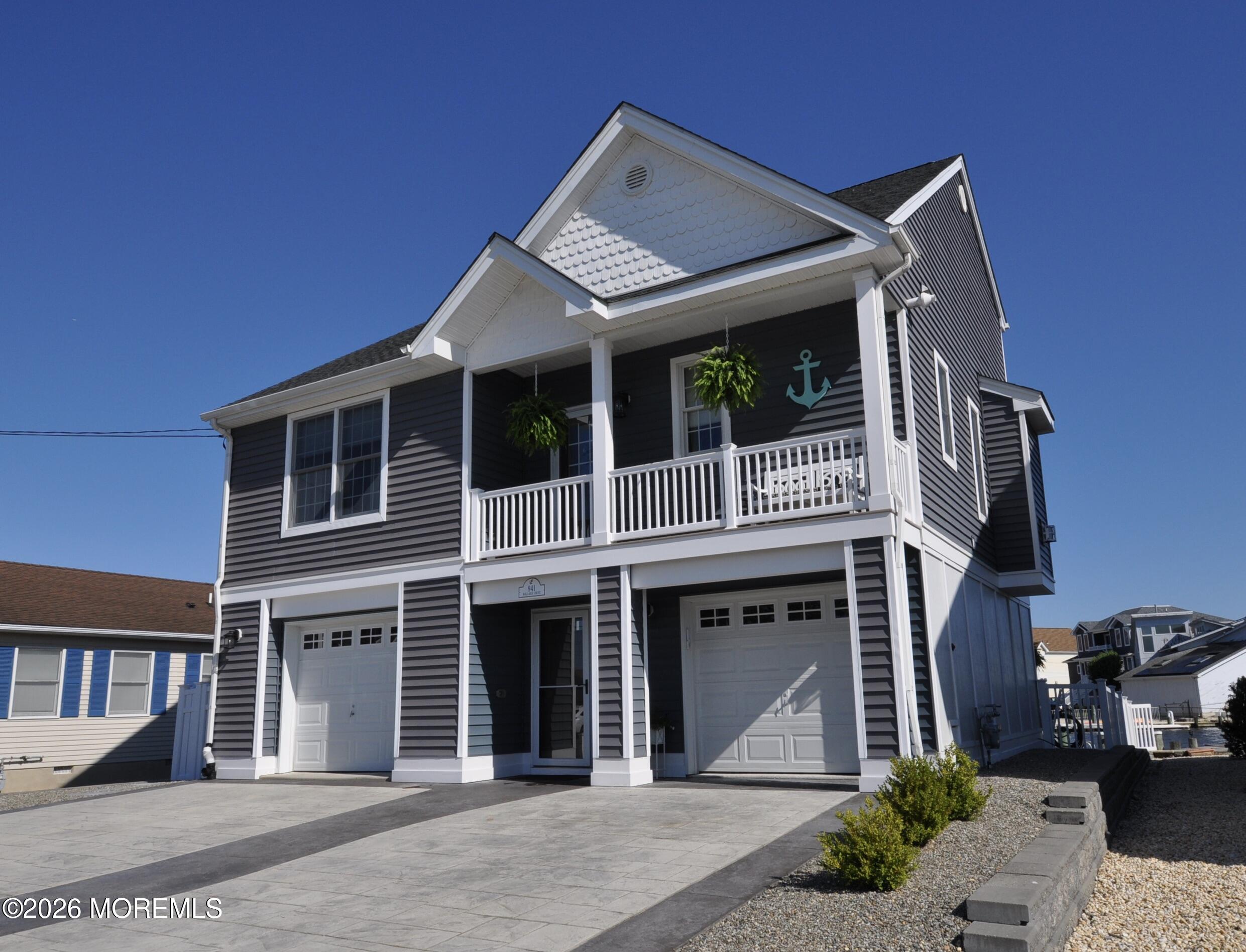 941 Mallard Drive — photo