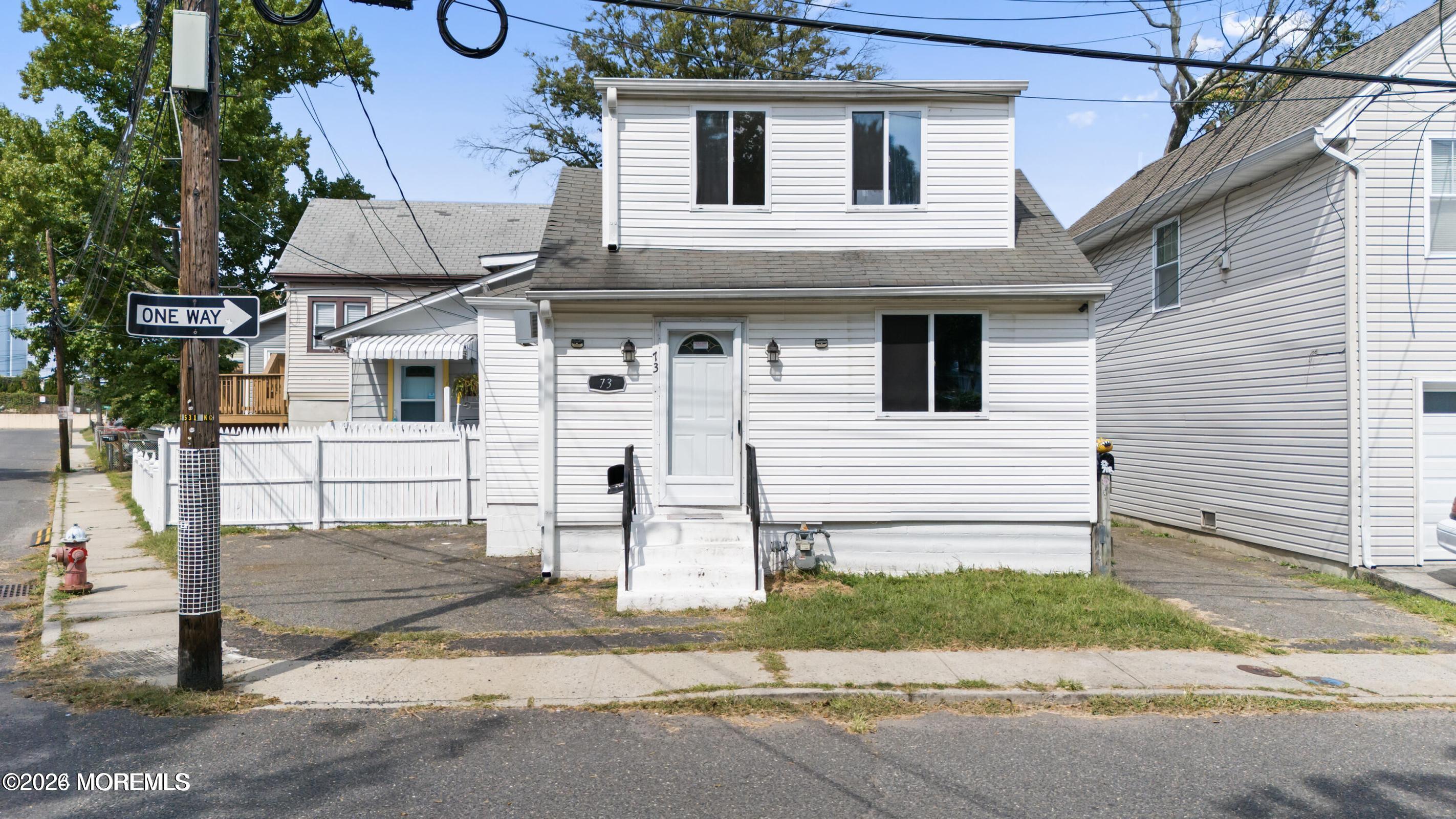 73 Oak Street — photo