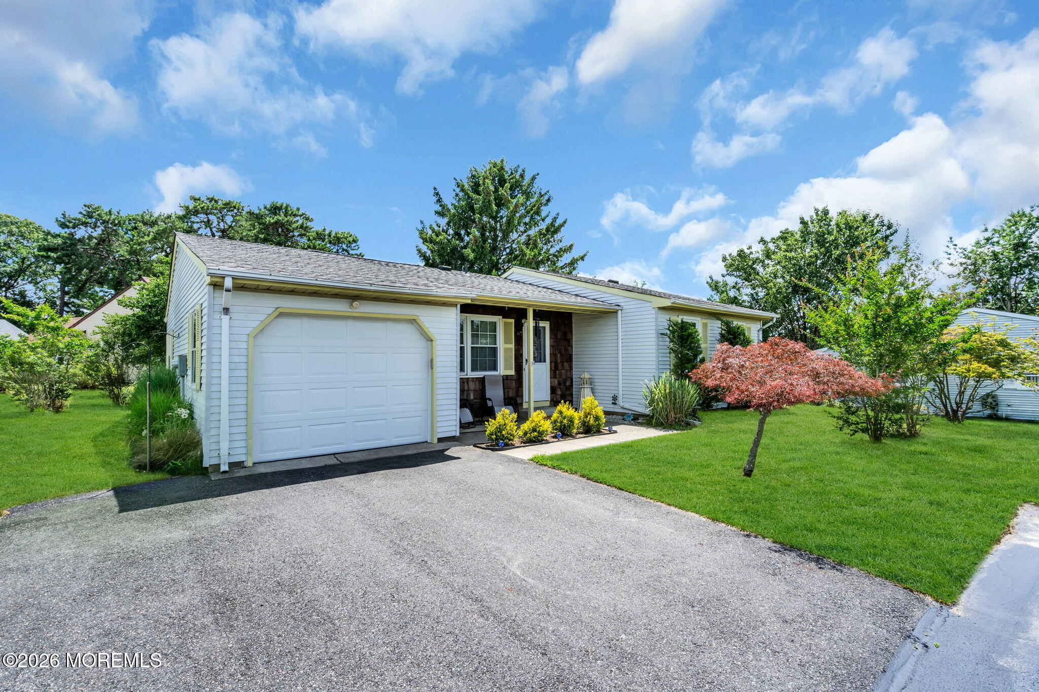 87 Chelsea Drive 72 — photo