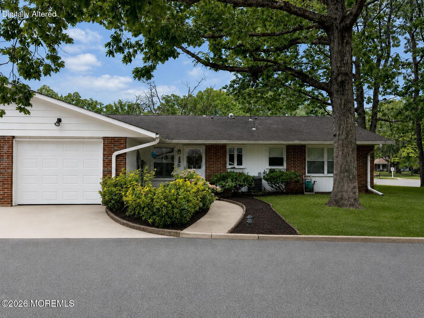 600A Lake Point Drive — photo