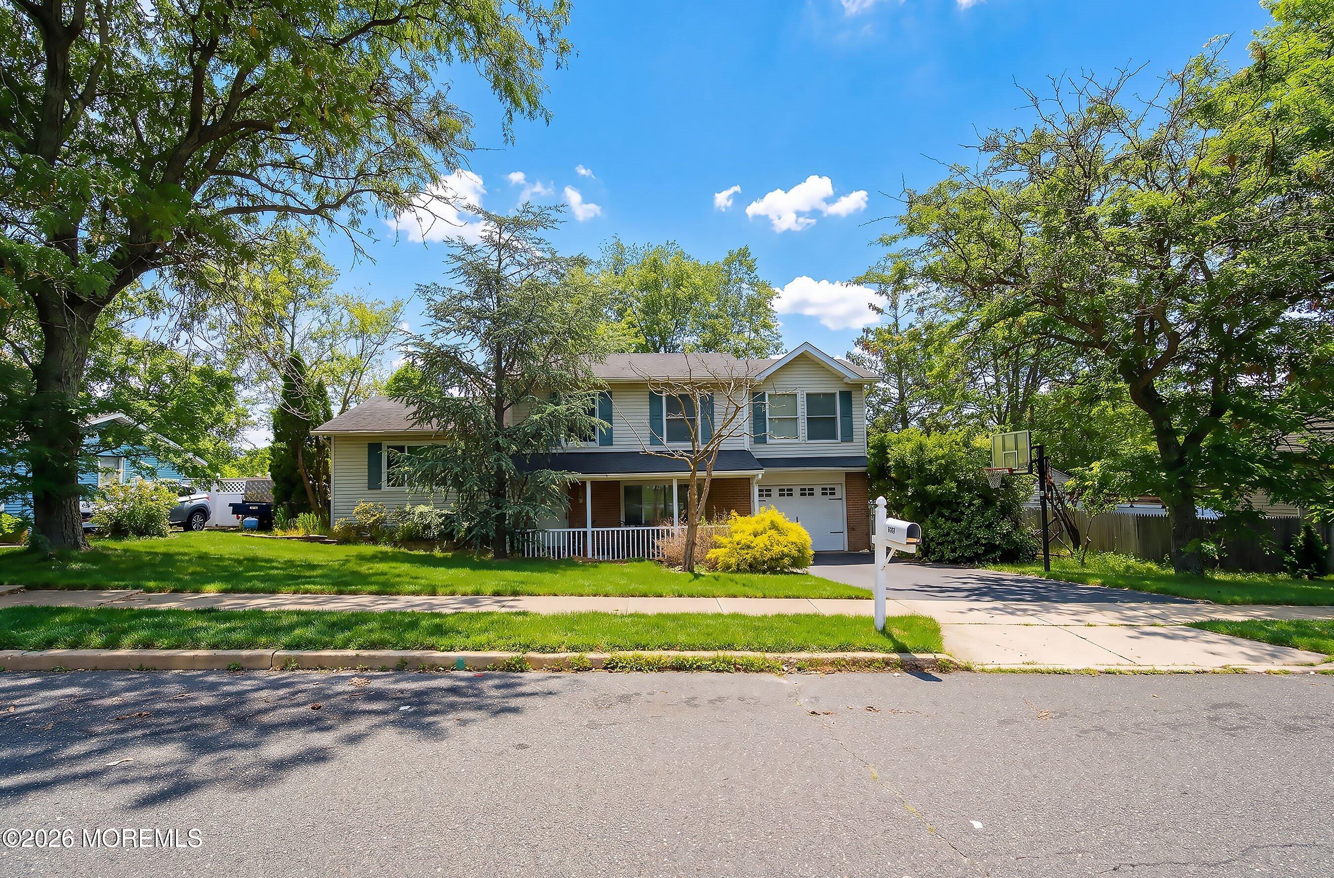 18 Wyoming Drive — photo