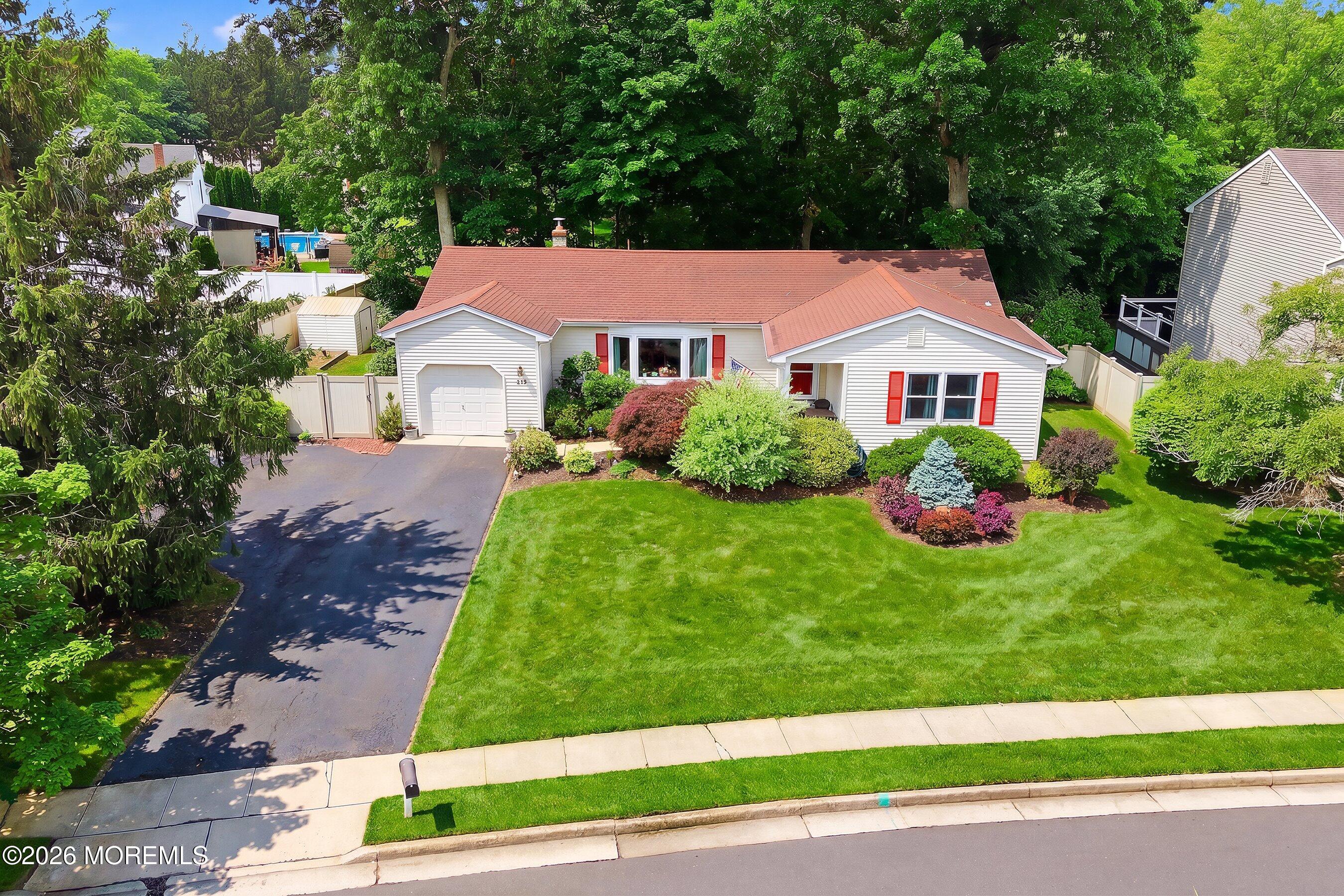 39 Mcfadden Drive — photo