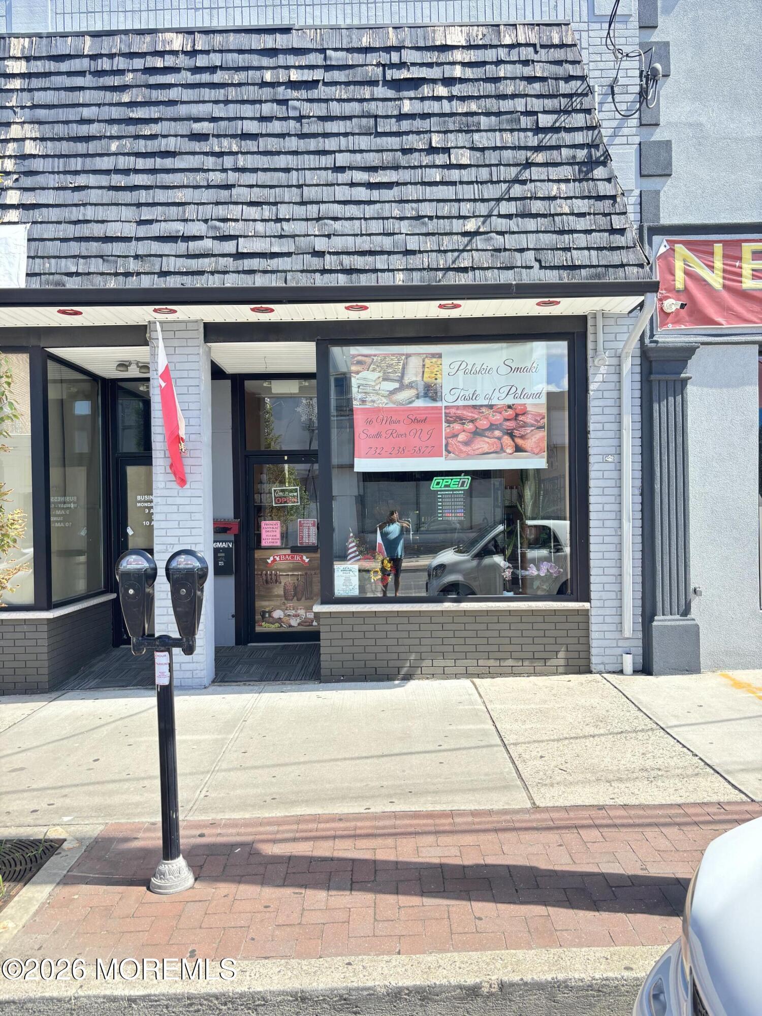 46 Main Street — photo