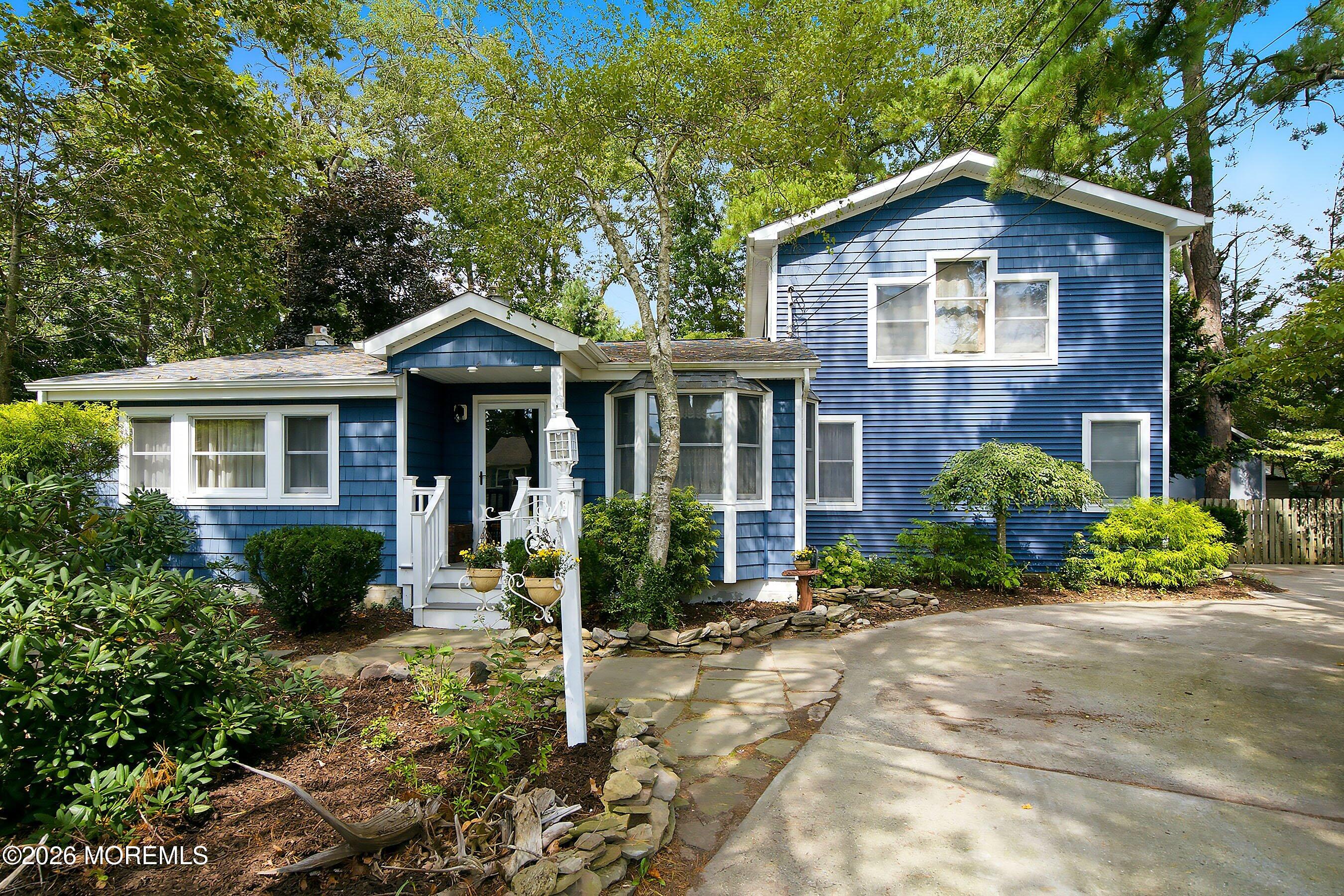 1316 Sylvania Place — photo