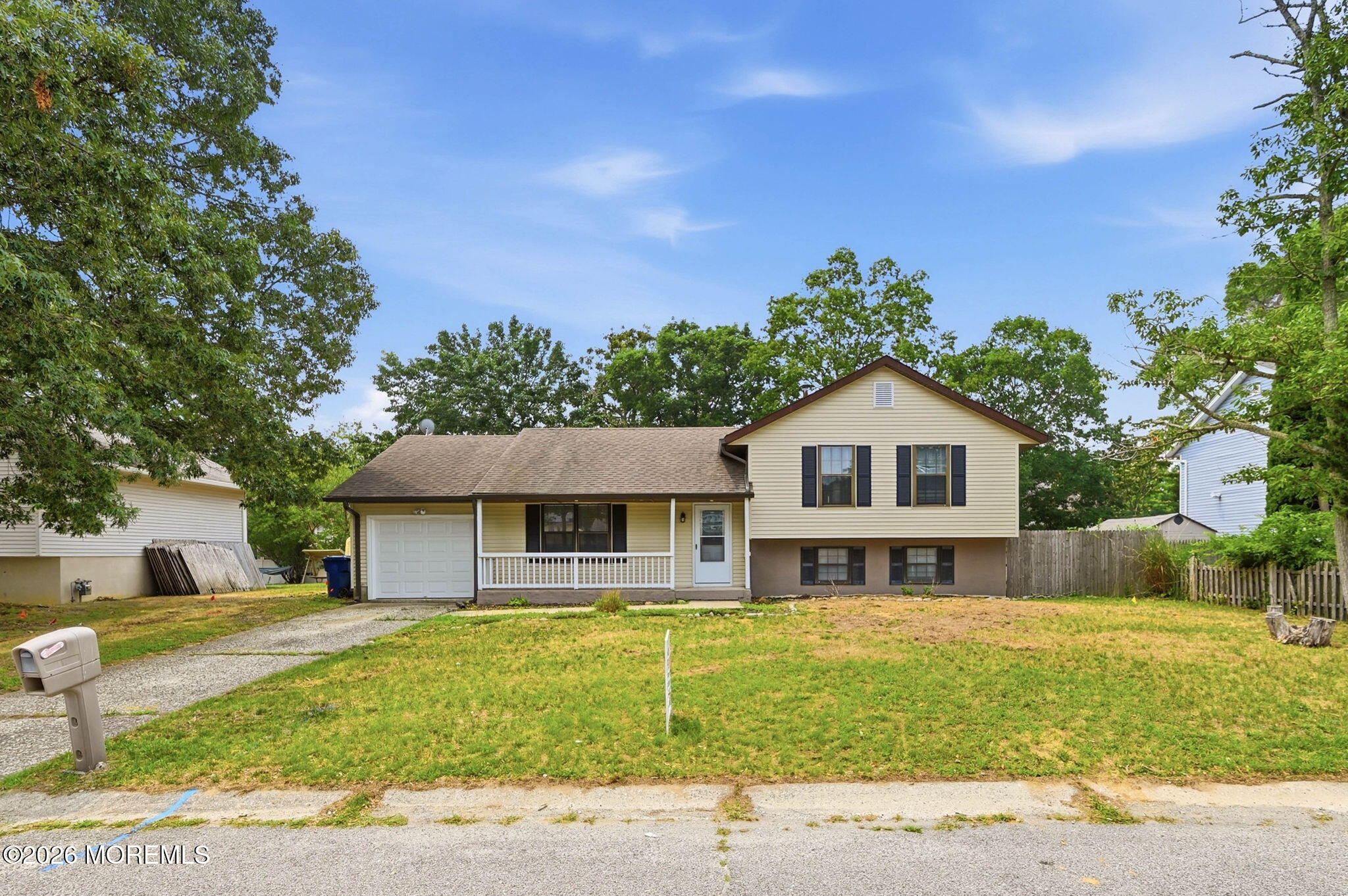 95 Hollybrook Drive — photo