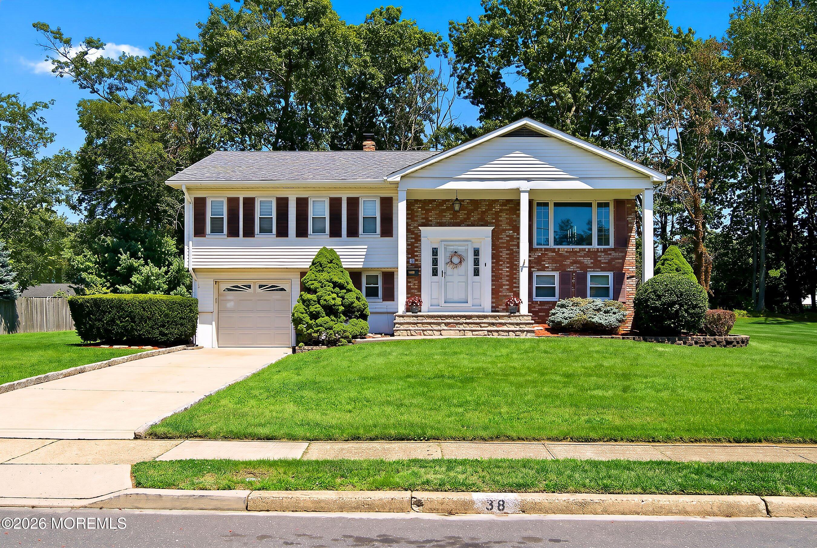 38 Brunswick Drive — photo
