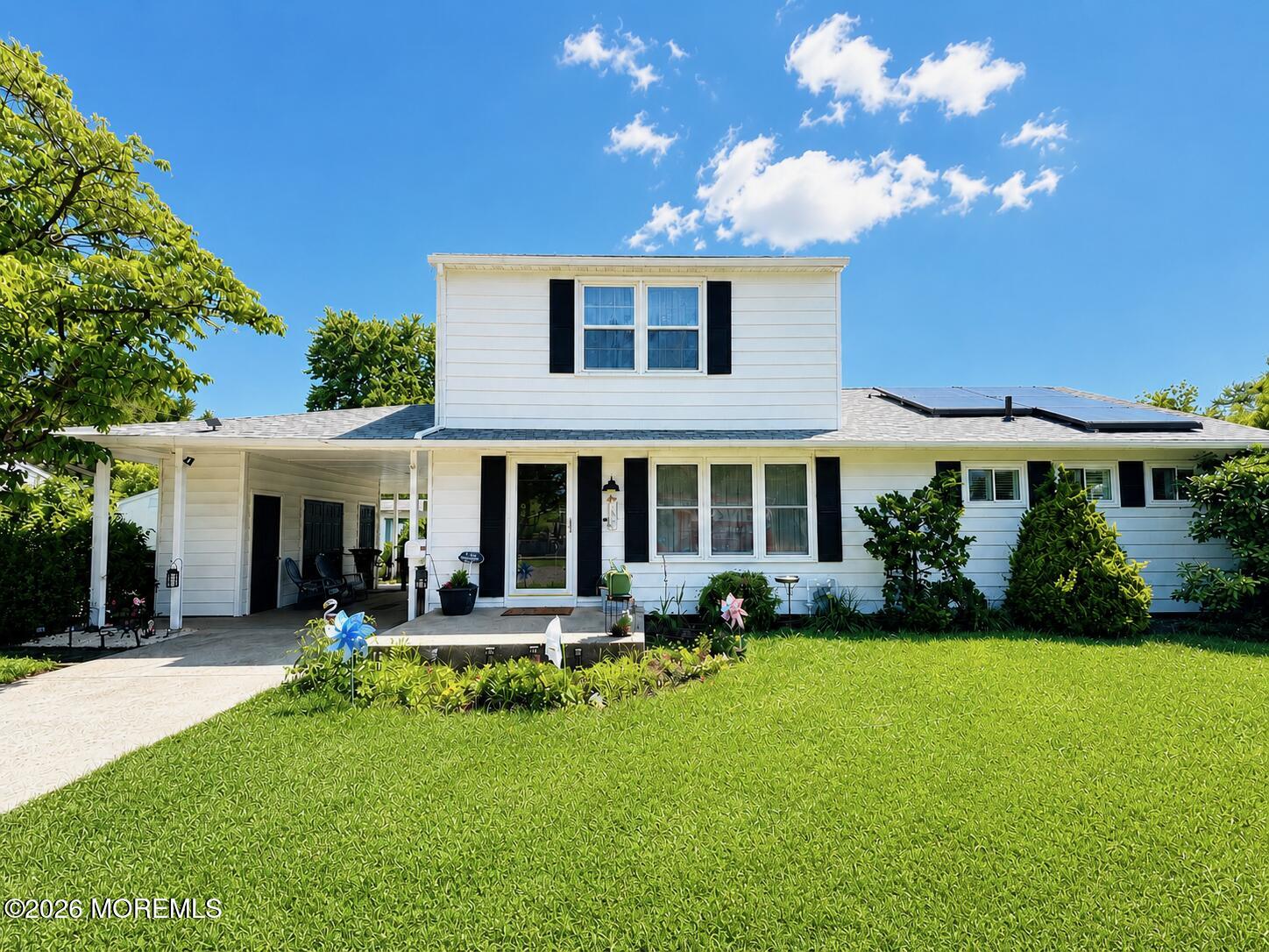 18 Oak Landing Road — photo