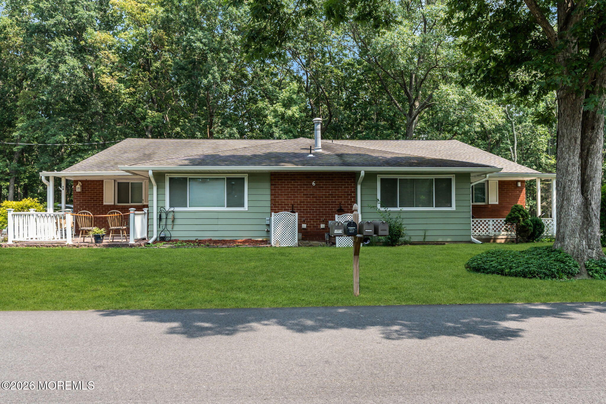 6 a Heron Street — photo