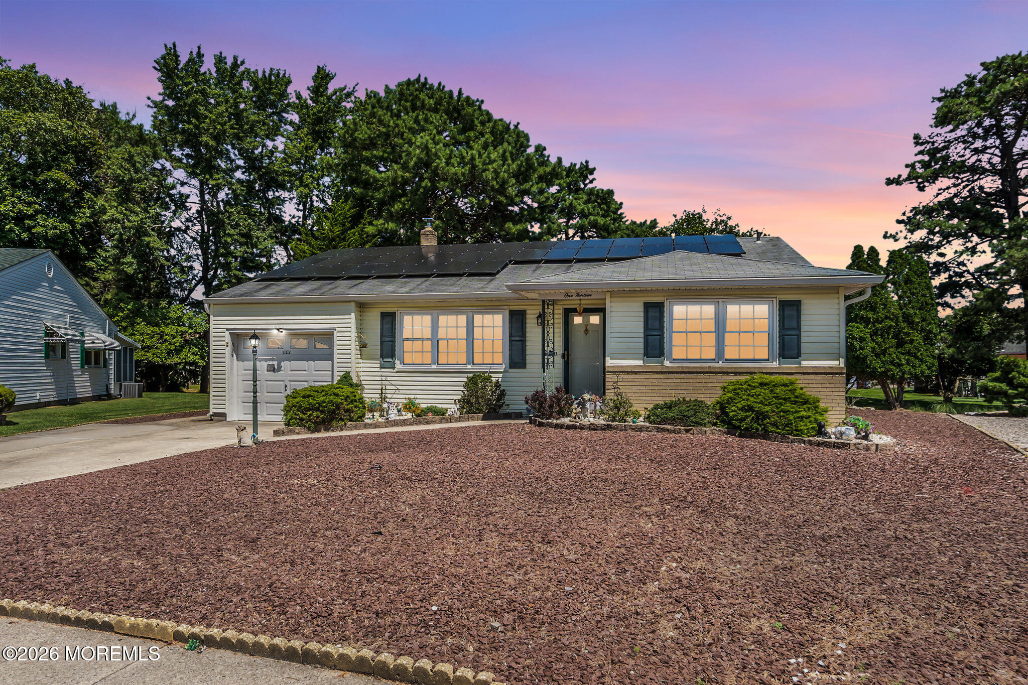 113 Edgewater Court — photo