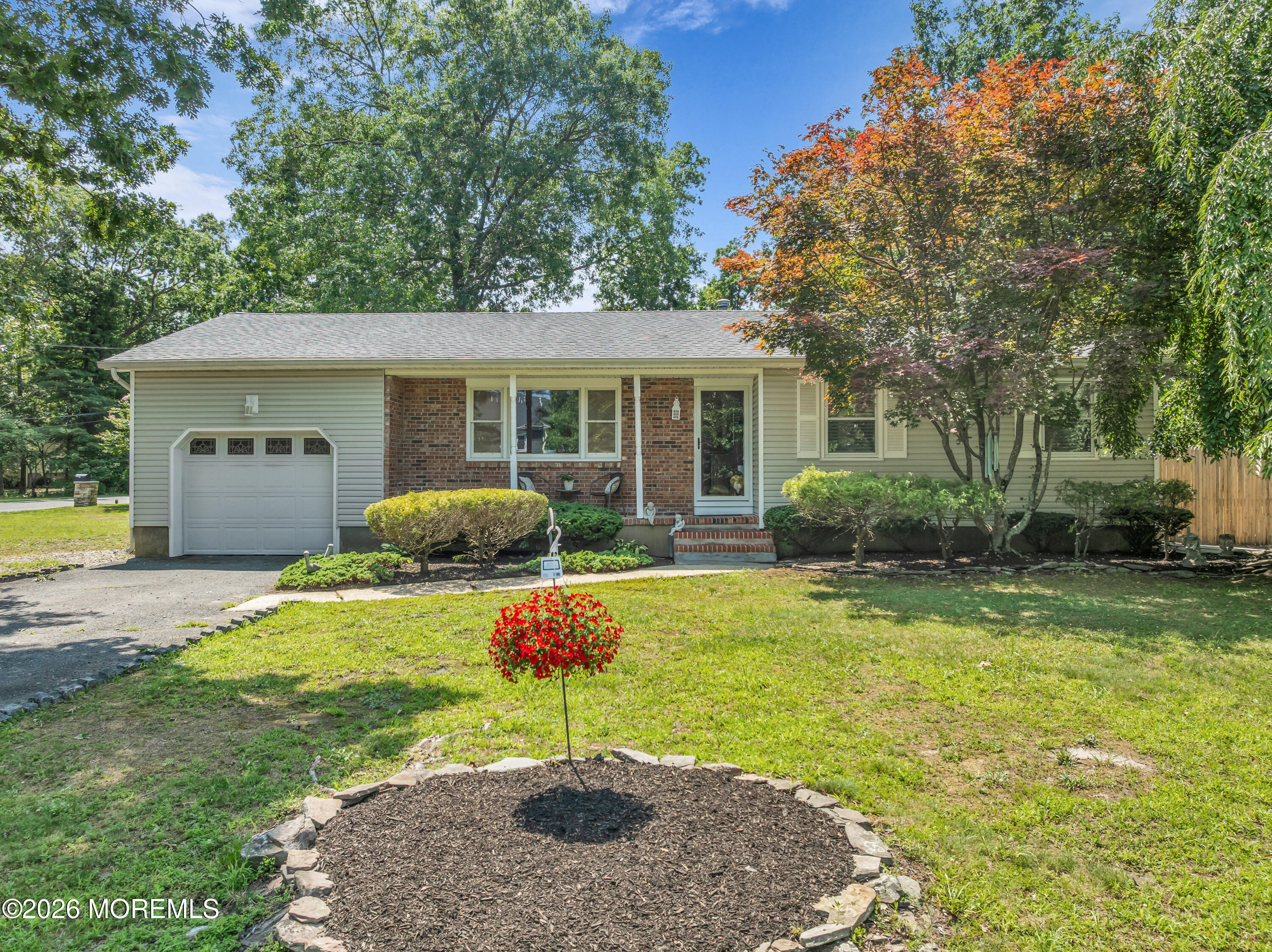 35 Dugan Lane — photo