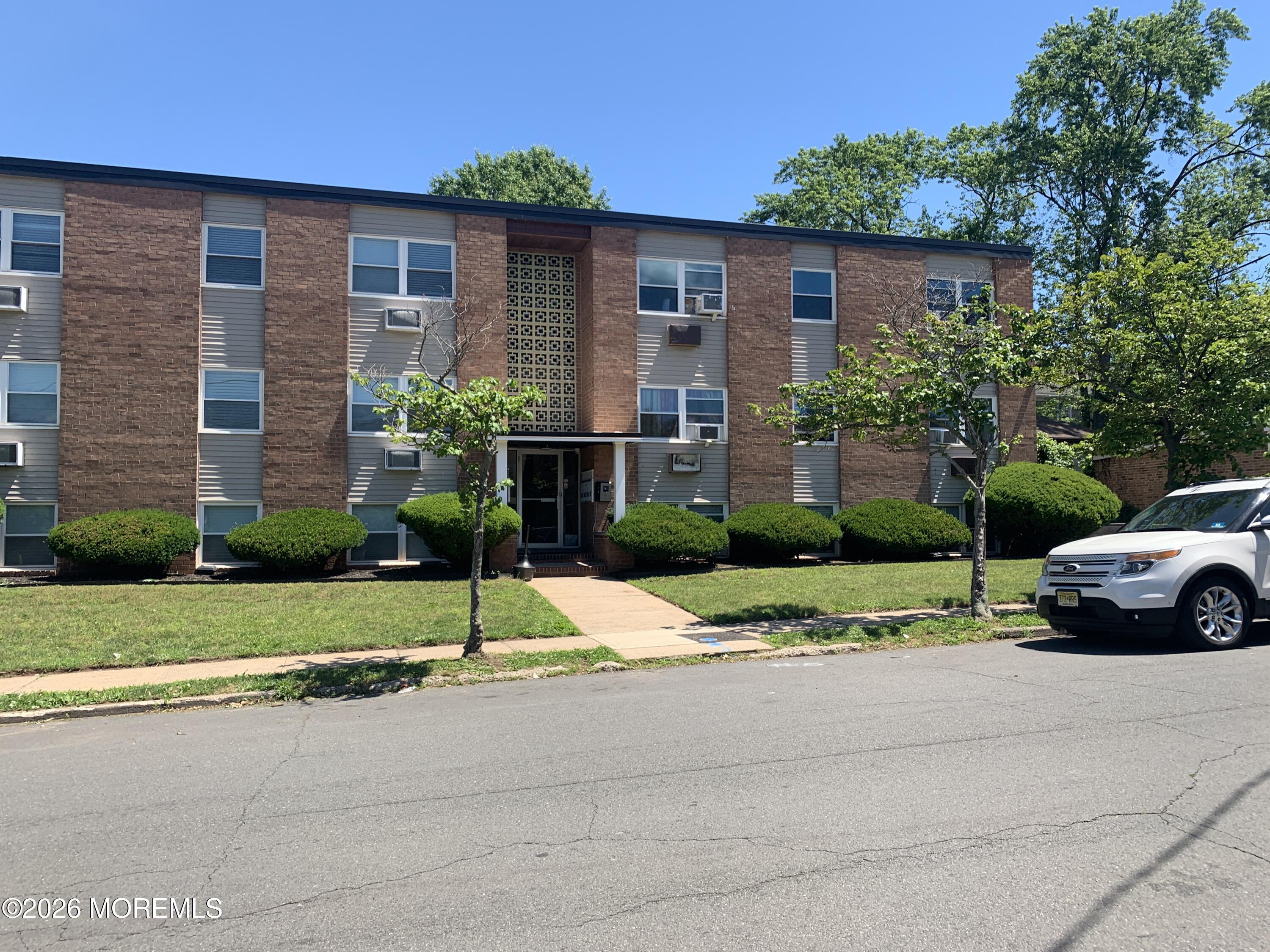 5 Charles Street 4C — photo