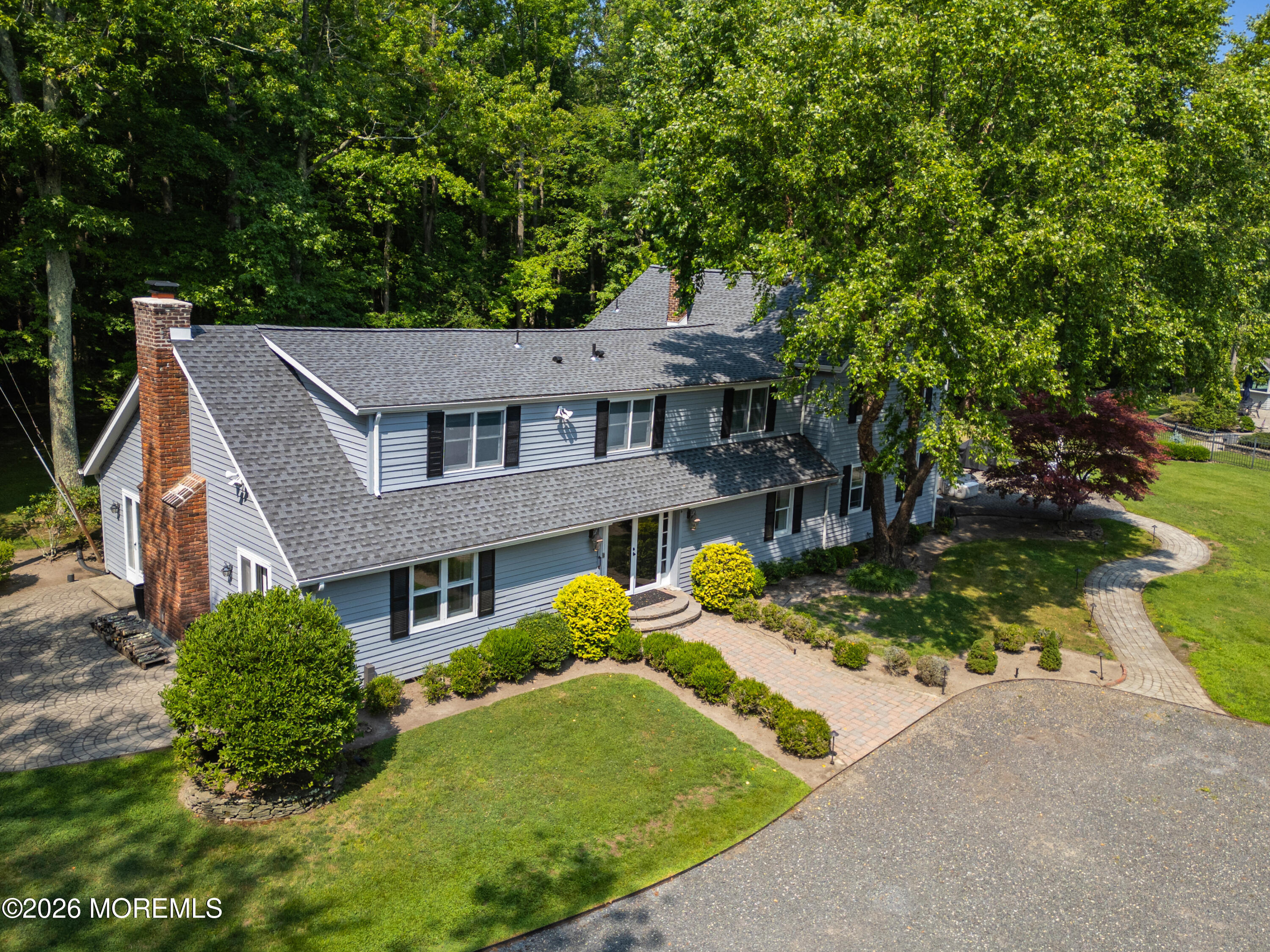 52 Shrewsbury Drive — photo