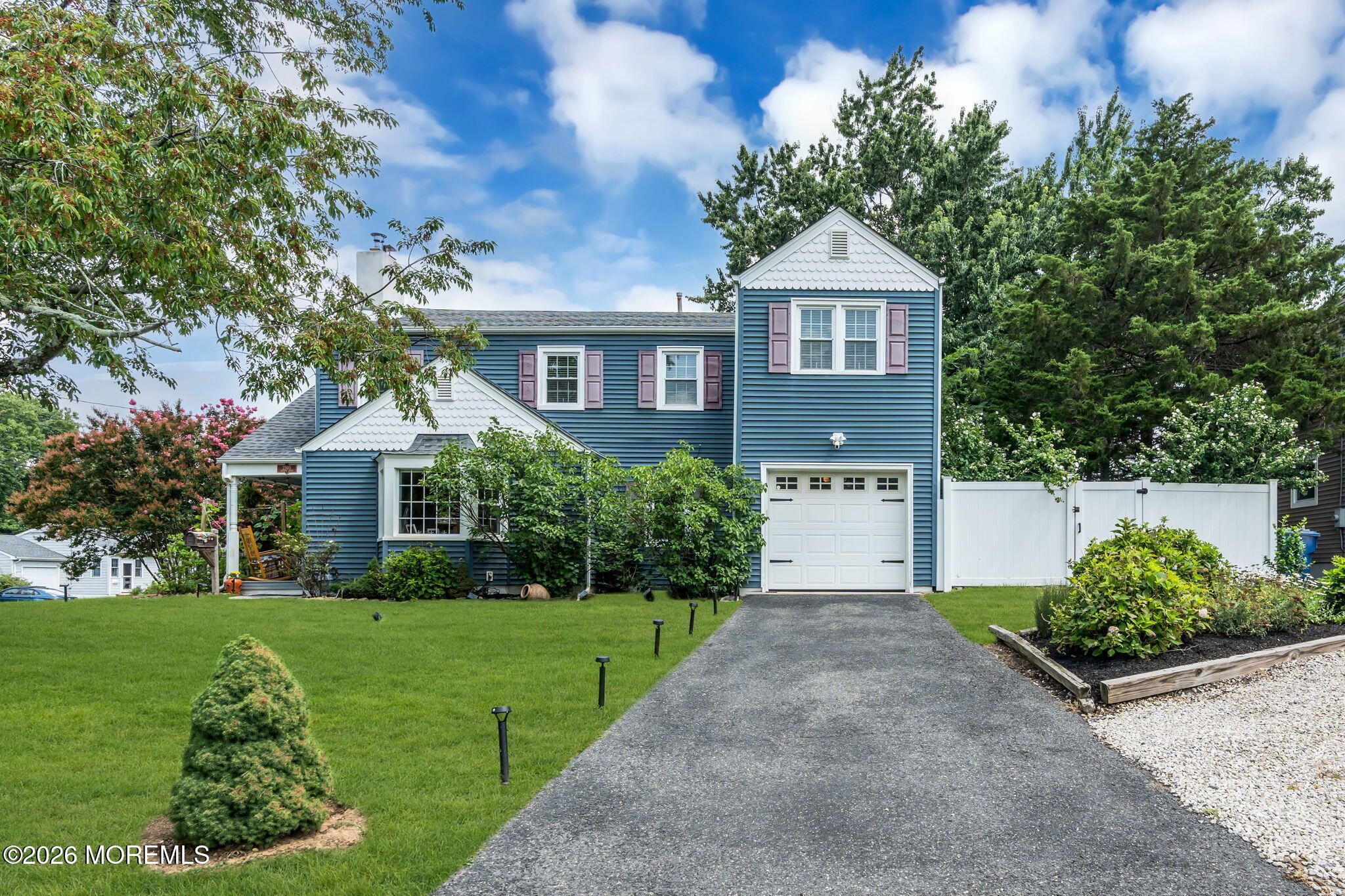 2505 Appleby Drive — photo