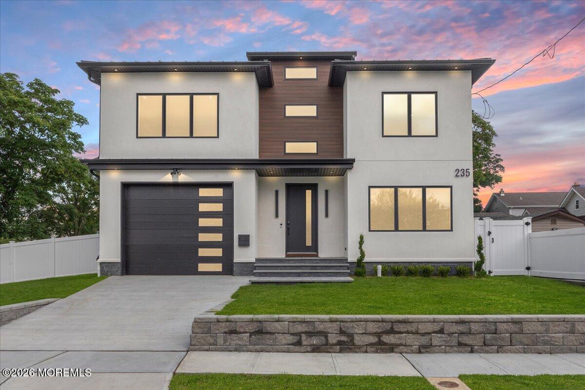 235 Hearn Avenue — photo
