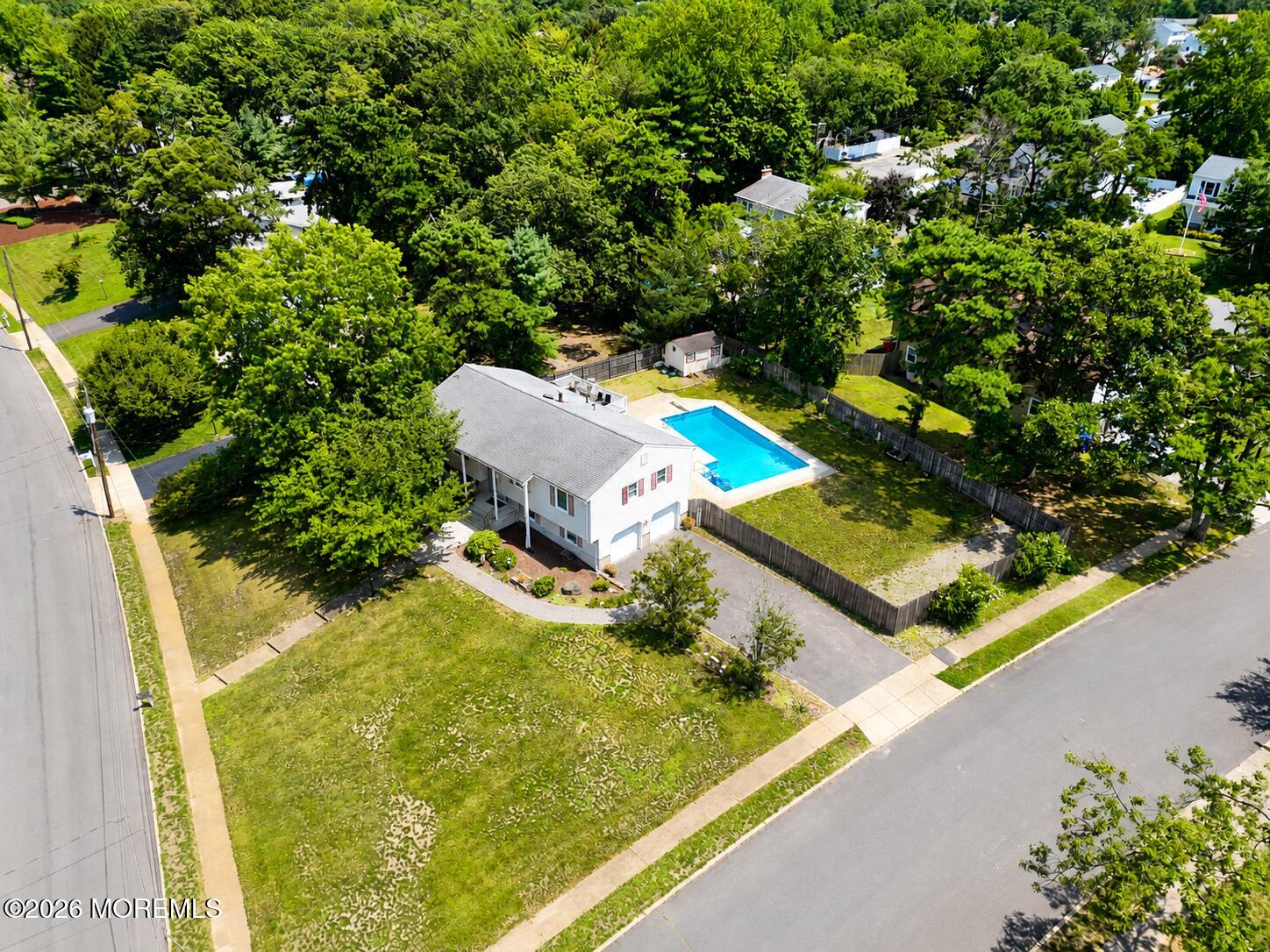 420 Crestview Terrace — photo