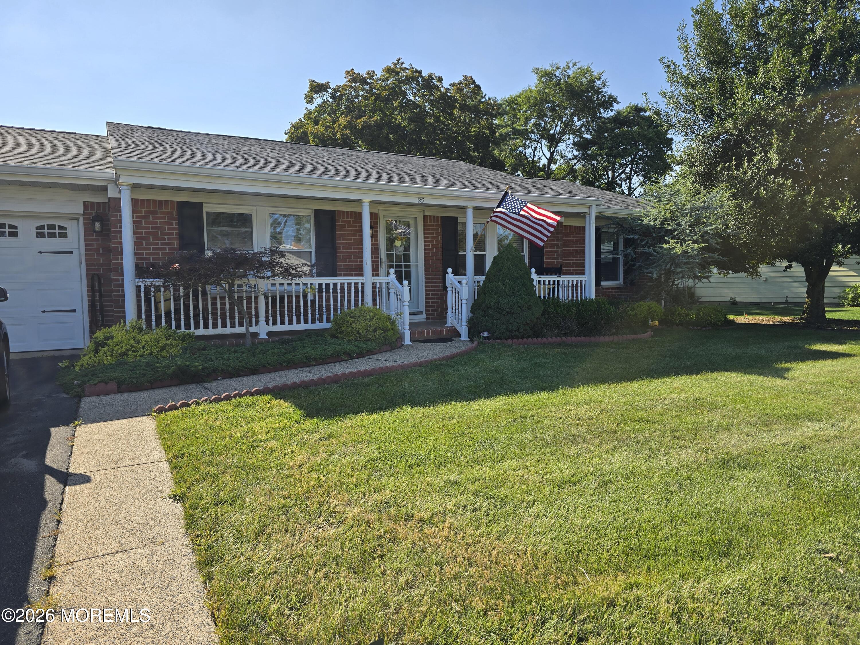 25 Hudson Parkway — photo