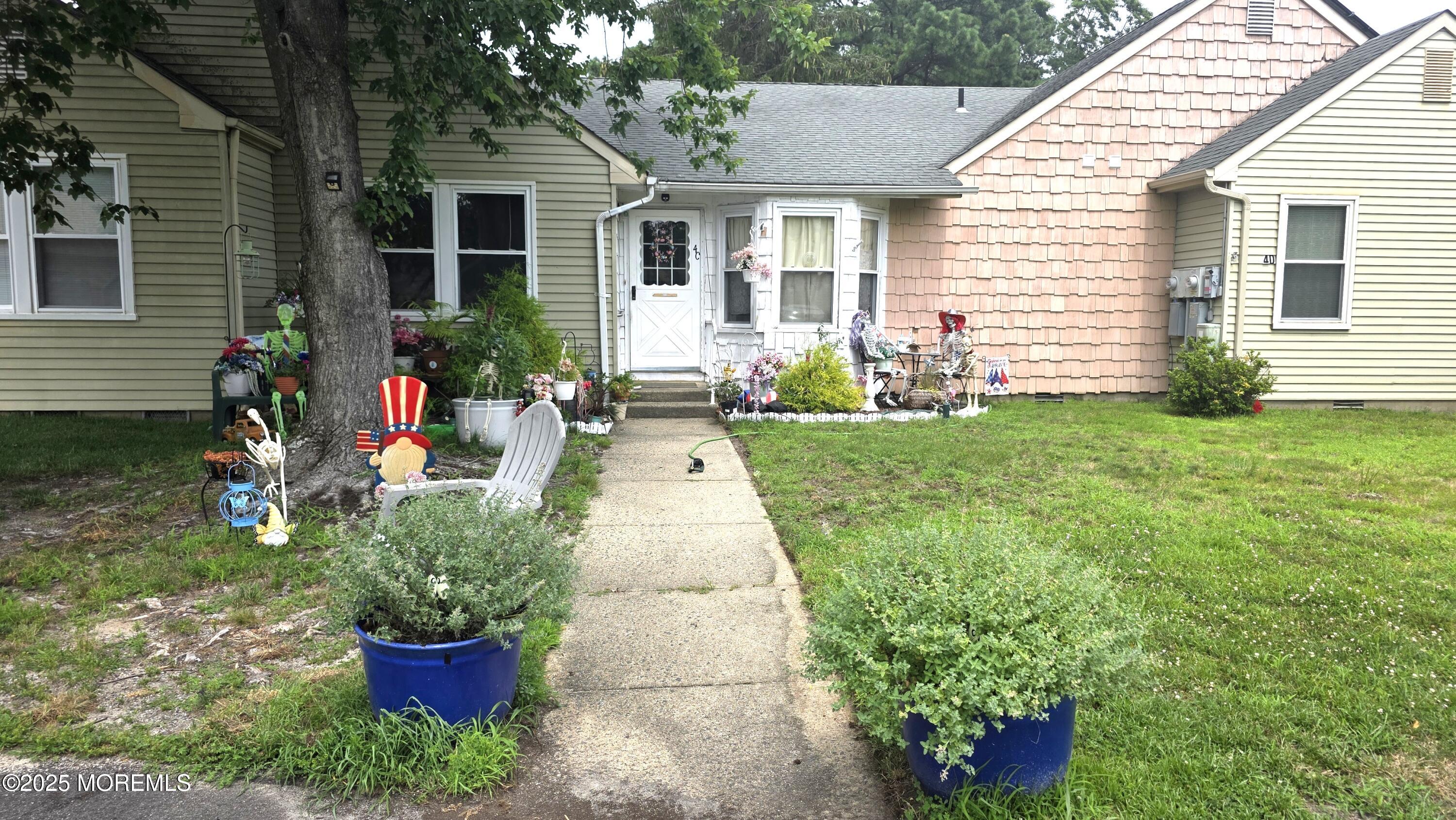 4C Ardsley Avenue 63 — photo