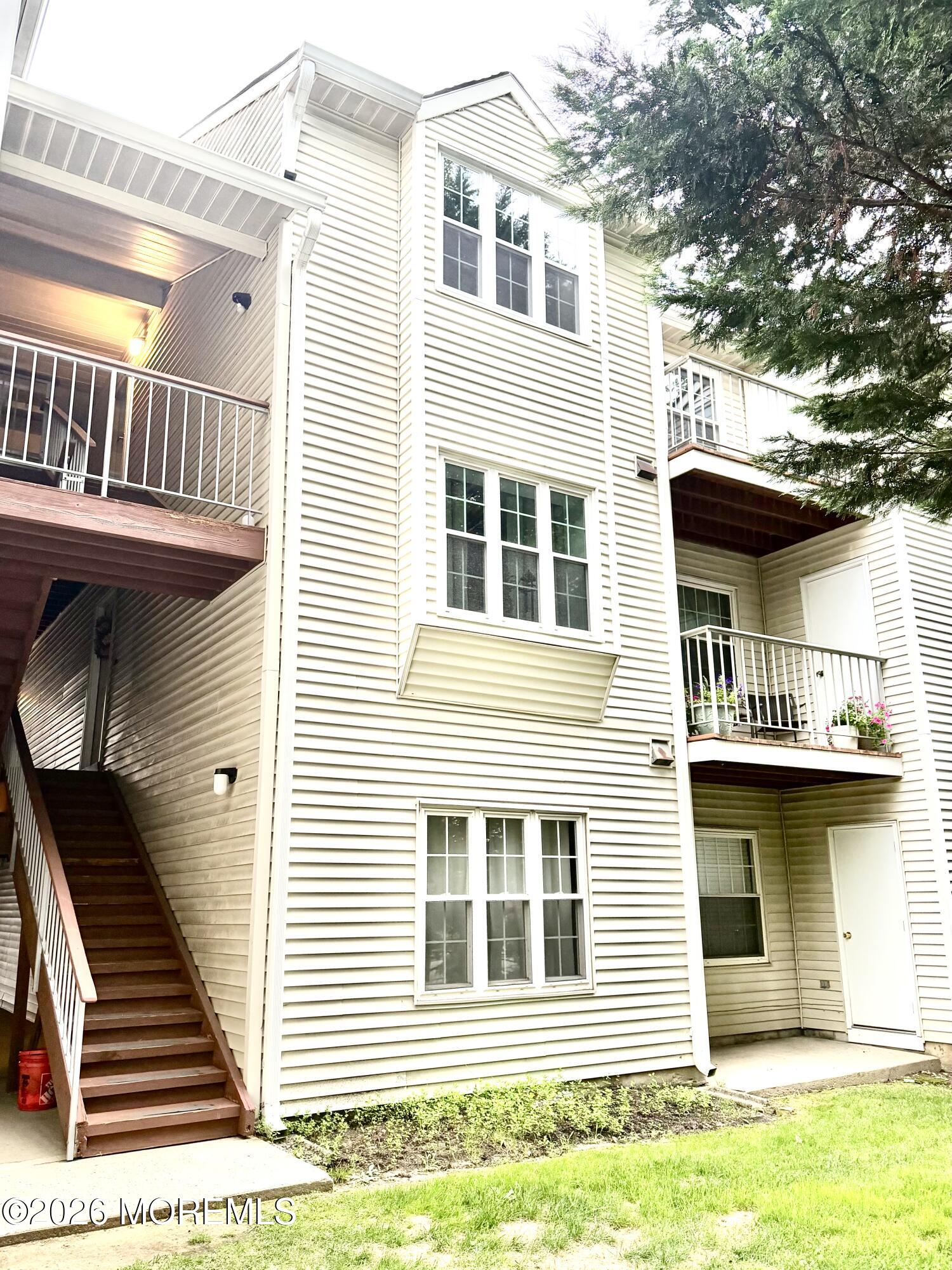 231 Atlantic Street 23 — photo