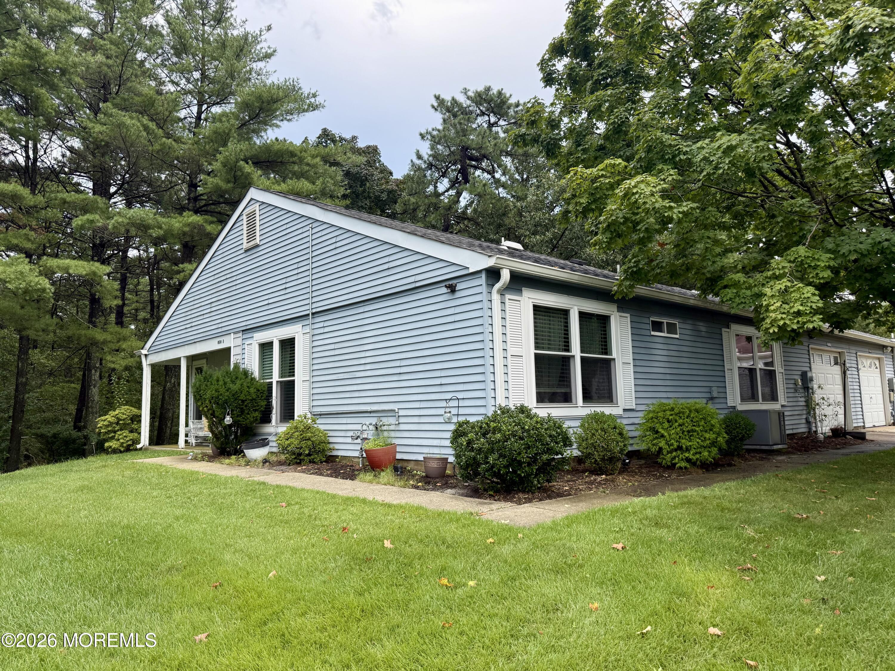 808B Westminster Court — photo