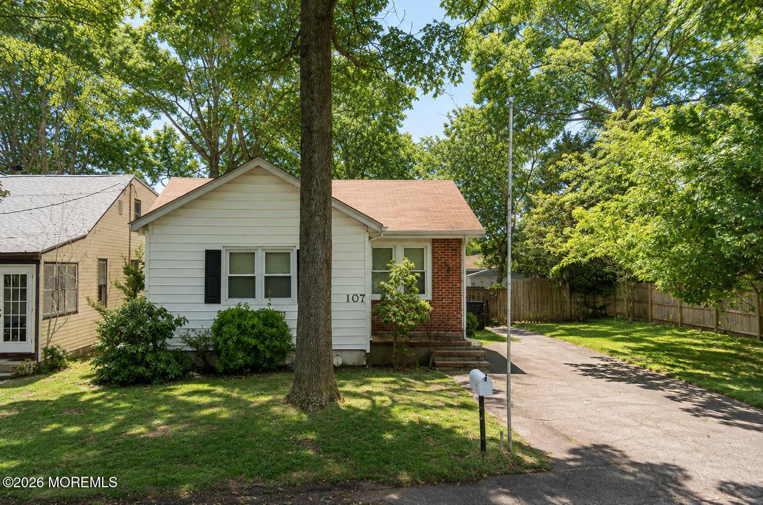 107 Martin Road — photo