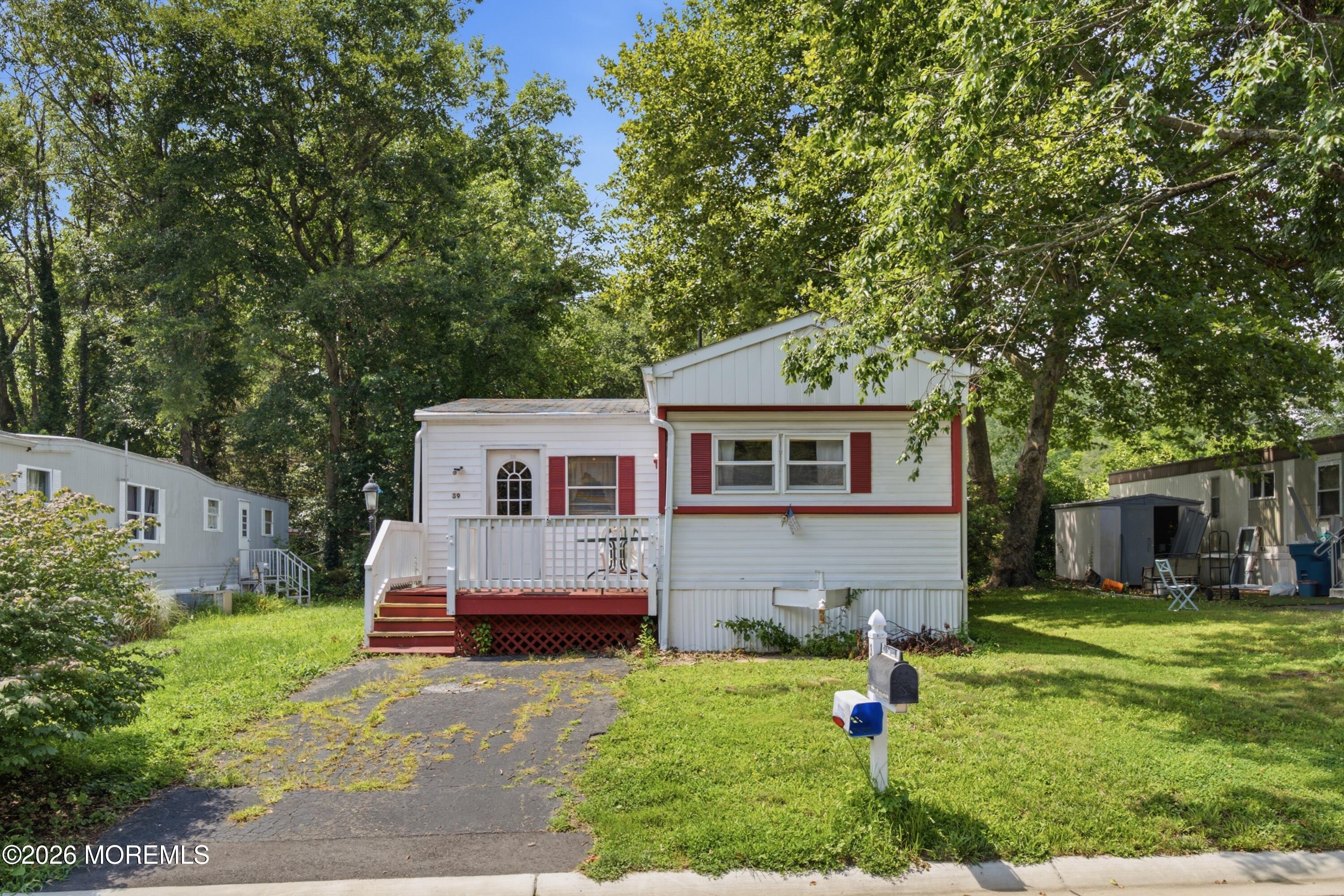 39 Antonia Drive — photo