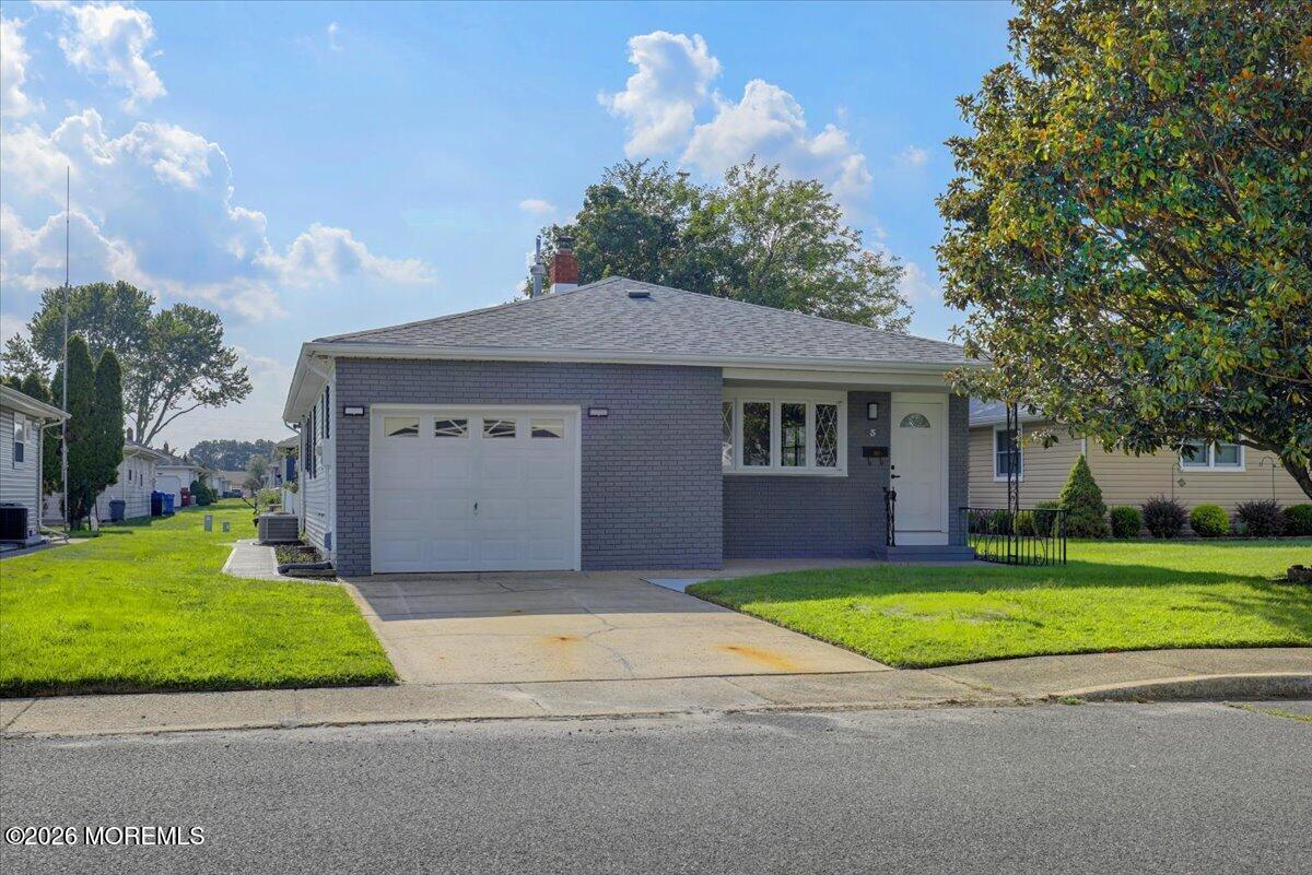 3 Montego Street — photo