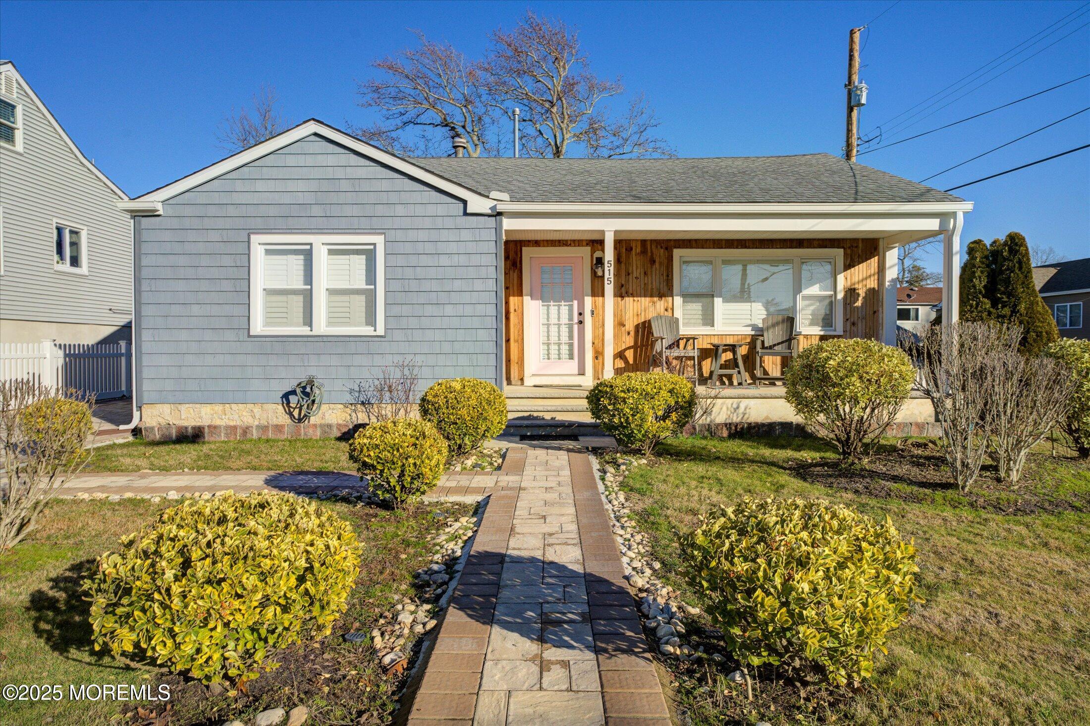 515 Stone Harbor Avenue Winter — photo