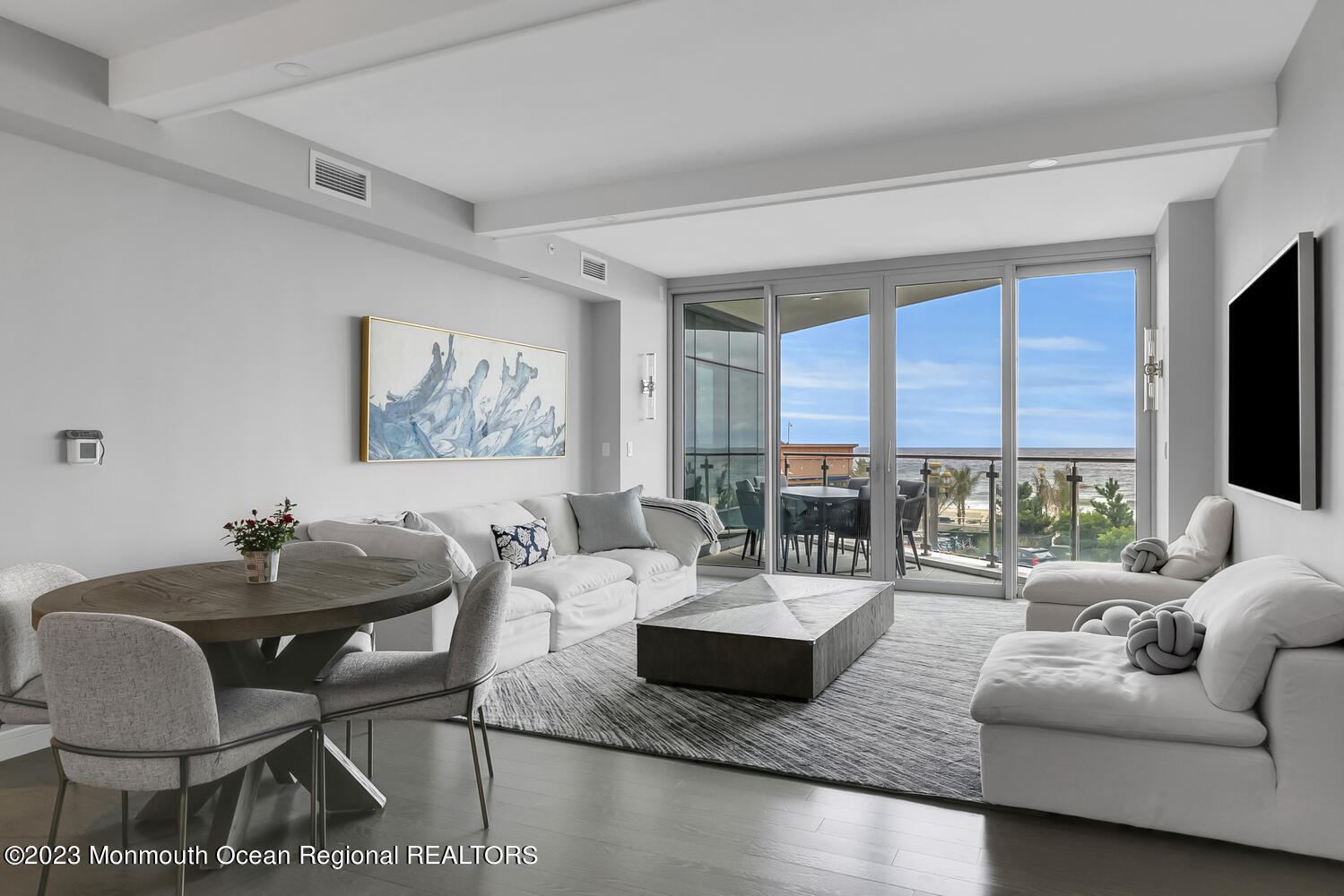 20 Melrose Terrace 206 — photo
